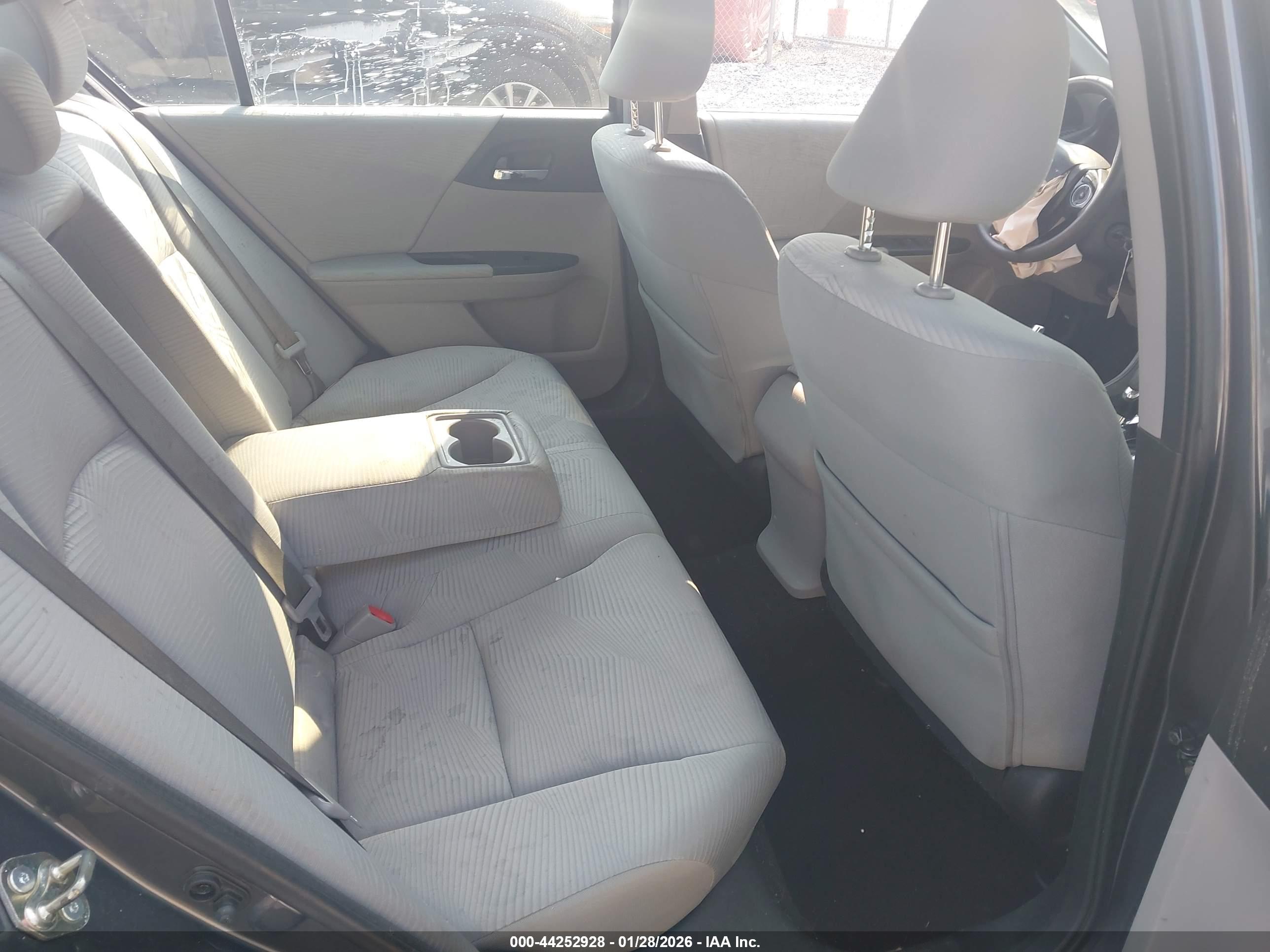 HONDA ACCORD image 8