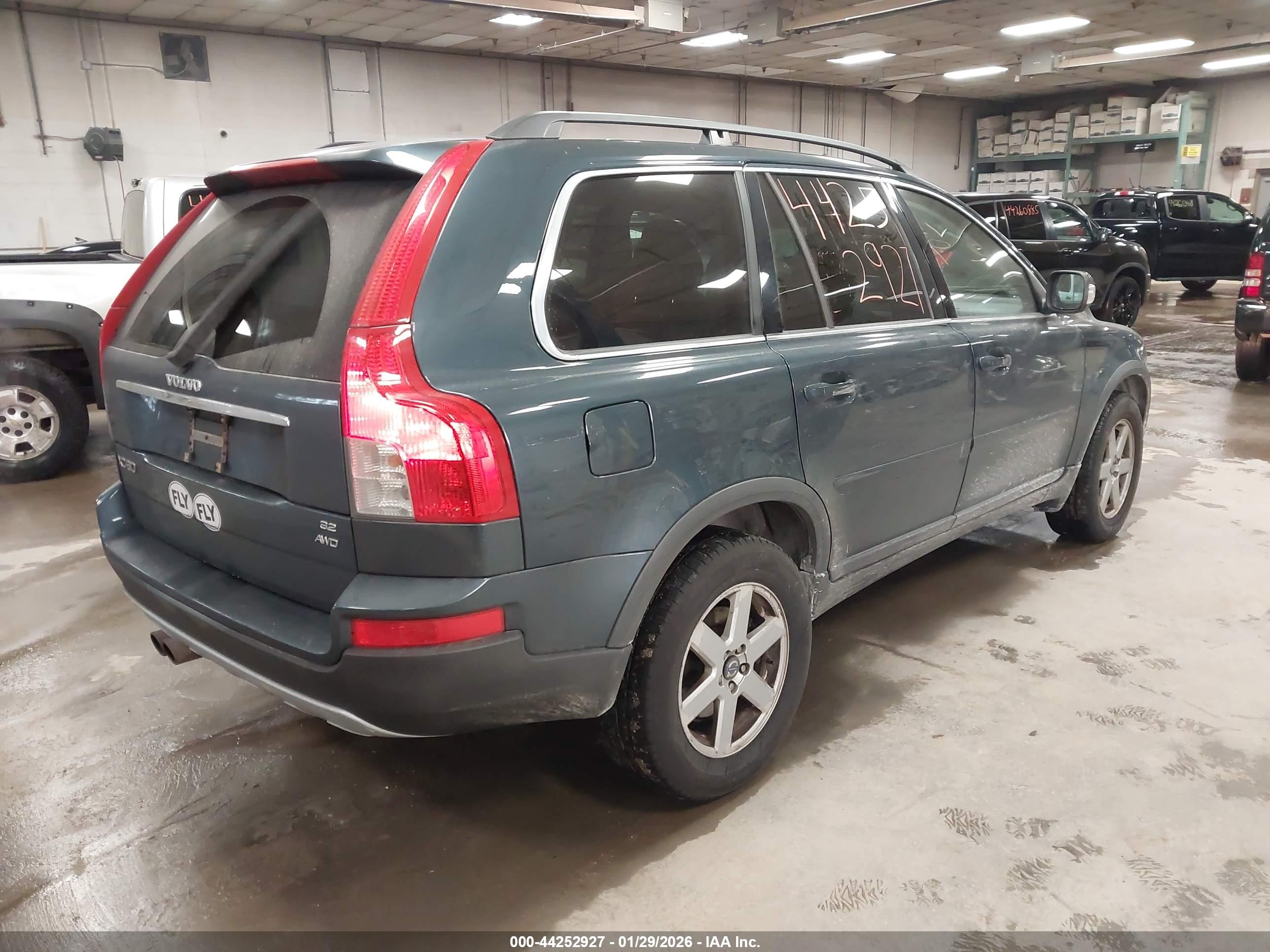 VOLVO XC90 image 4