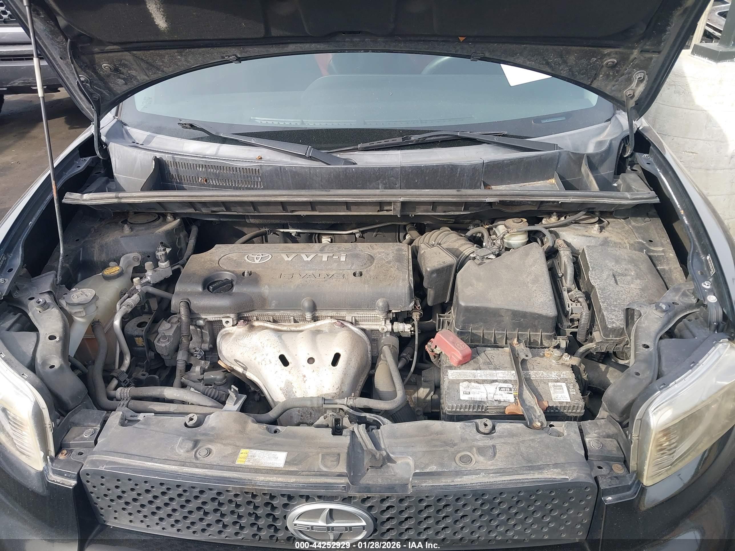 SCION XB image 10