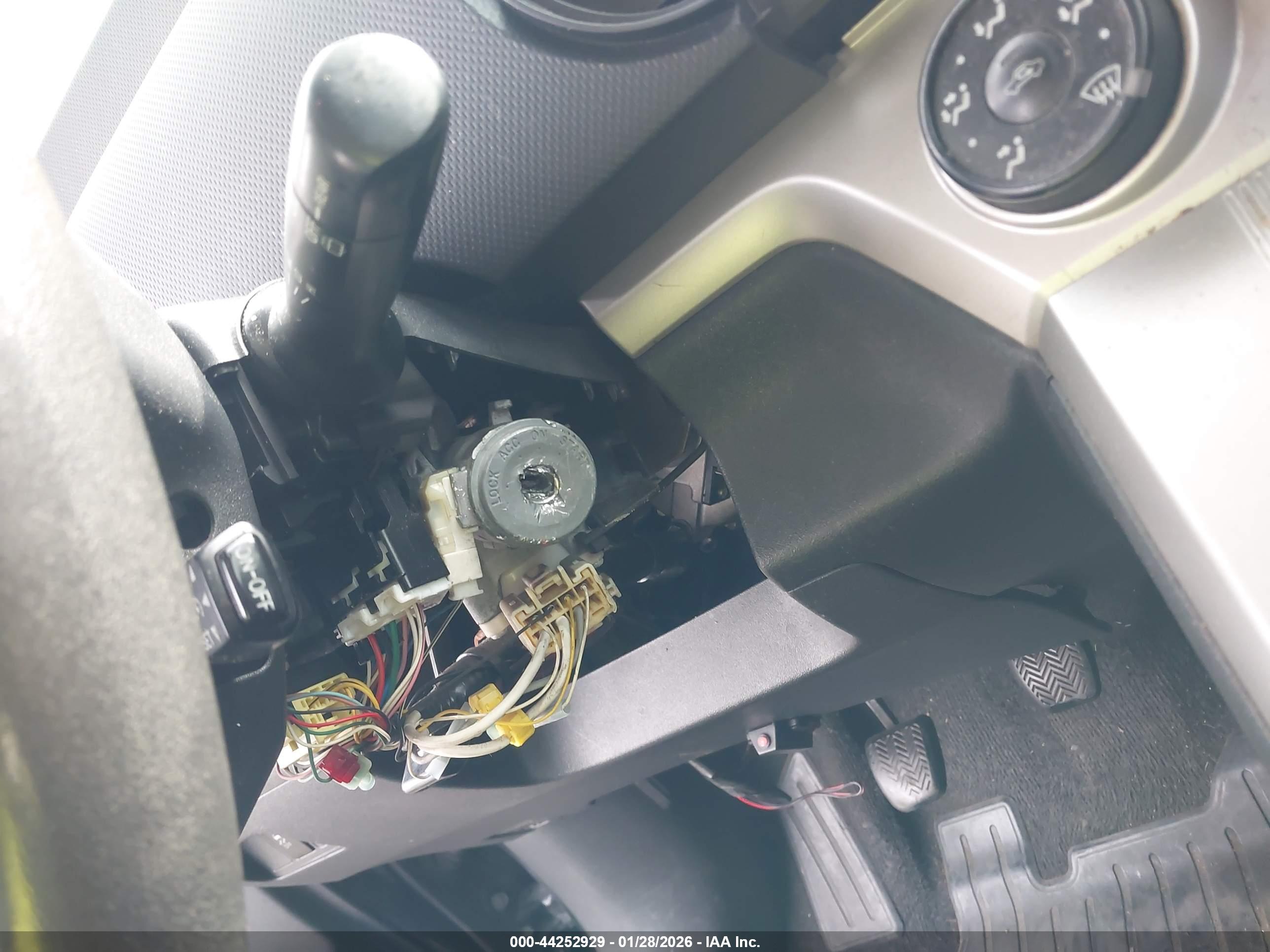 SCION XB image 6