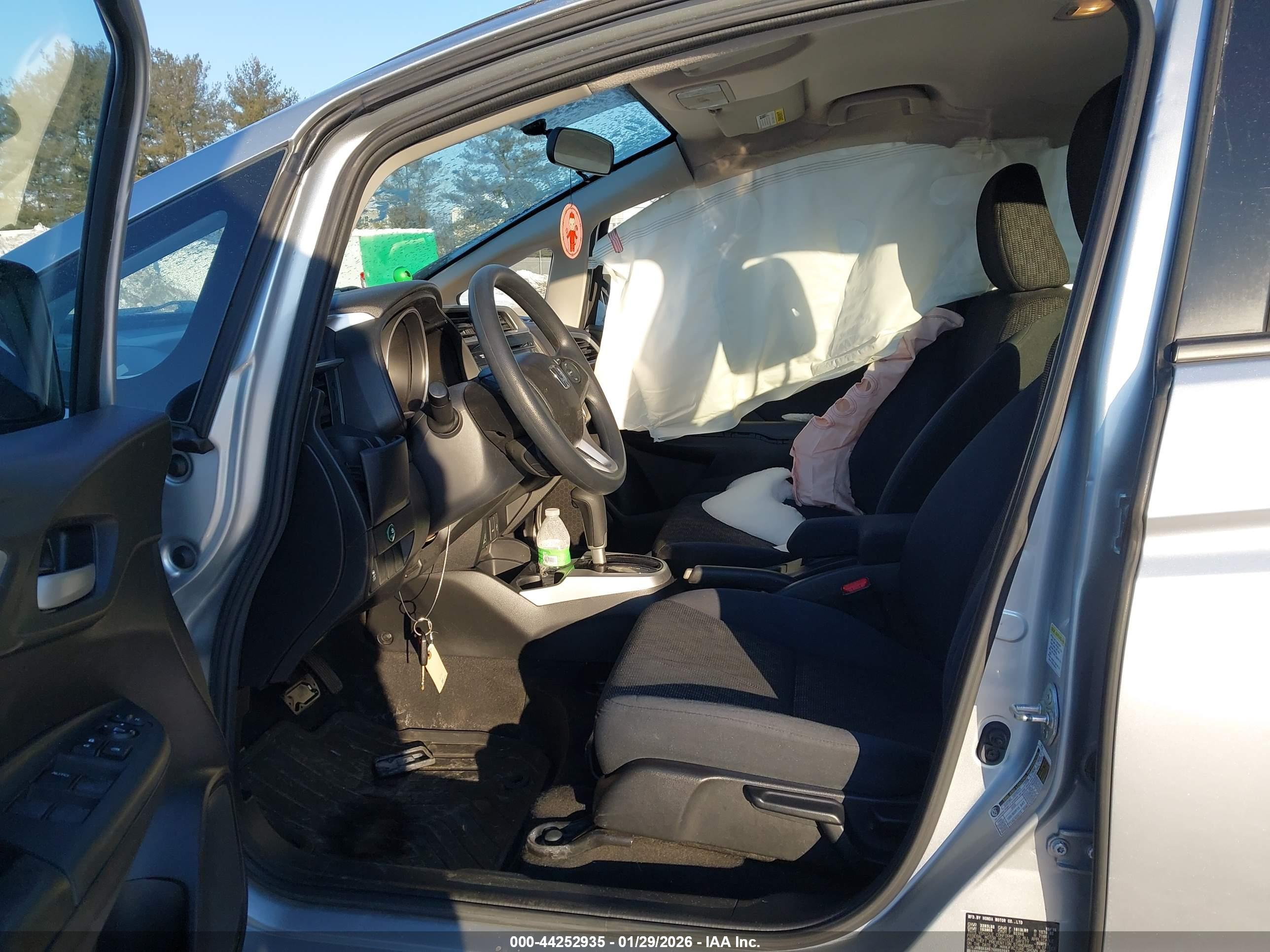 HONDA FIT image 5