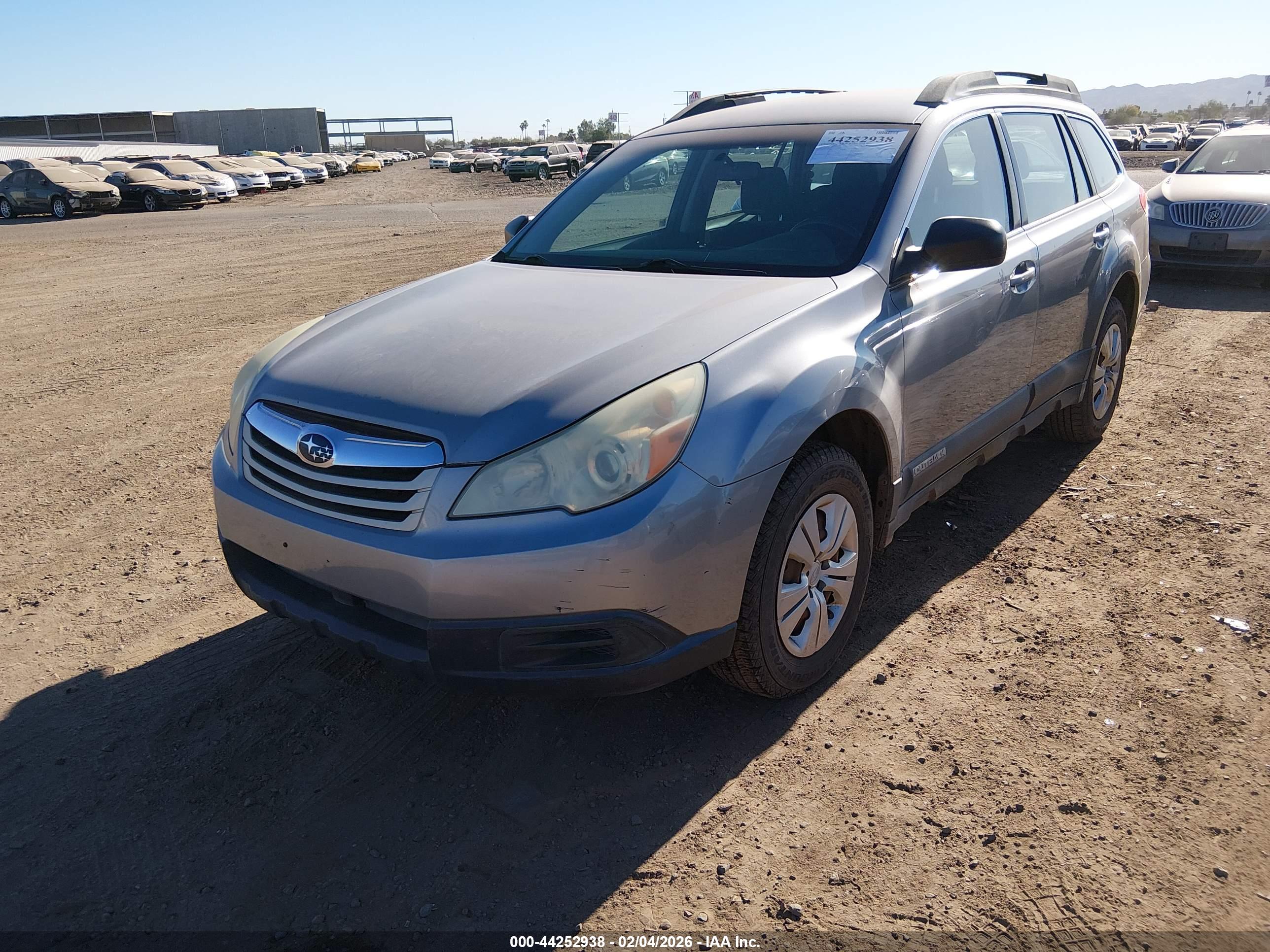 SUBARU OUTBACK image 6