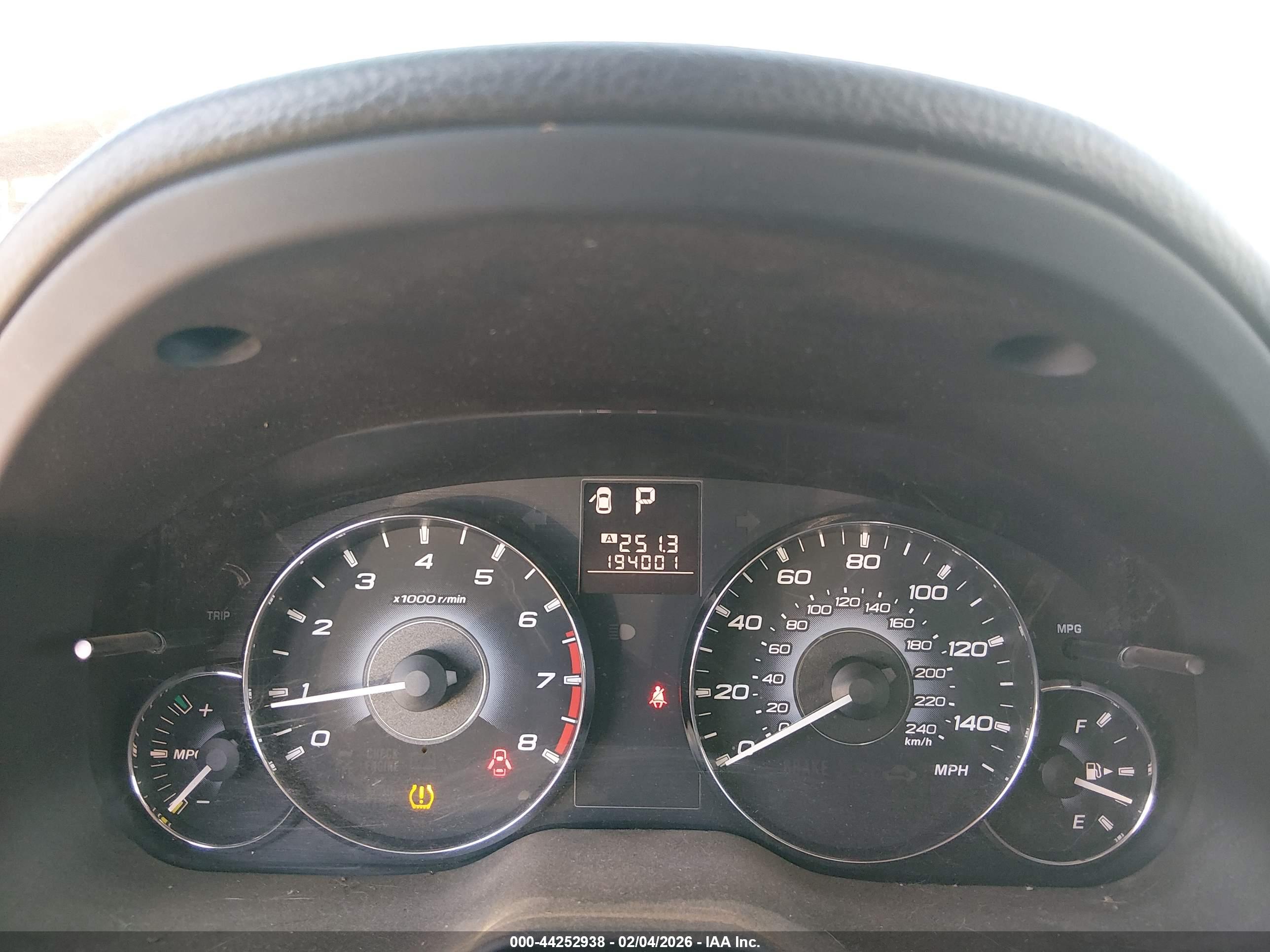 SUBARU OUTBACK image 7