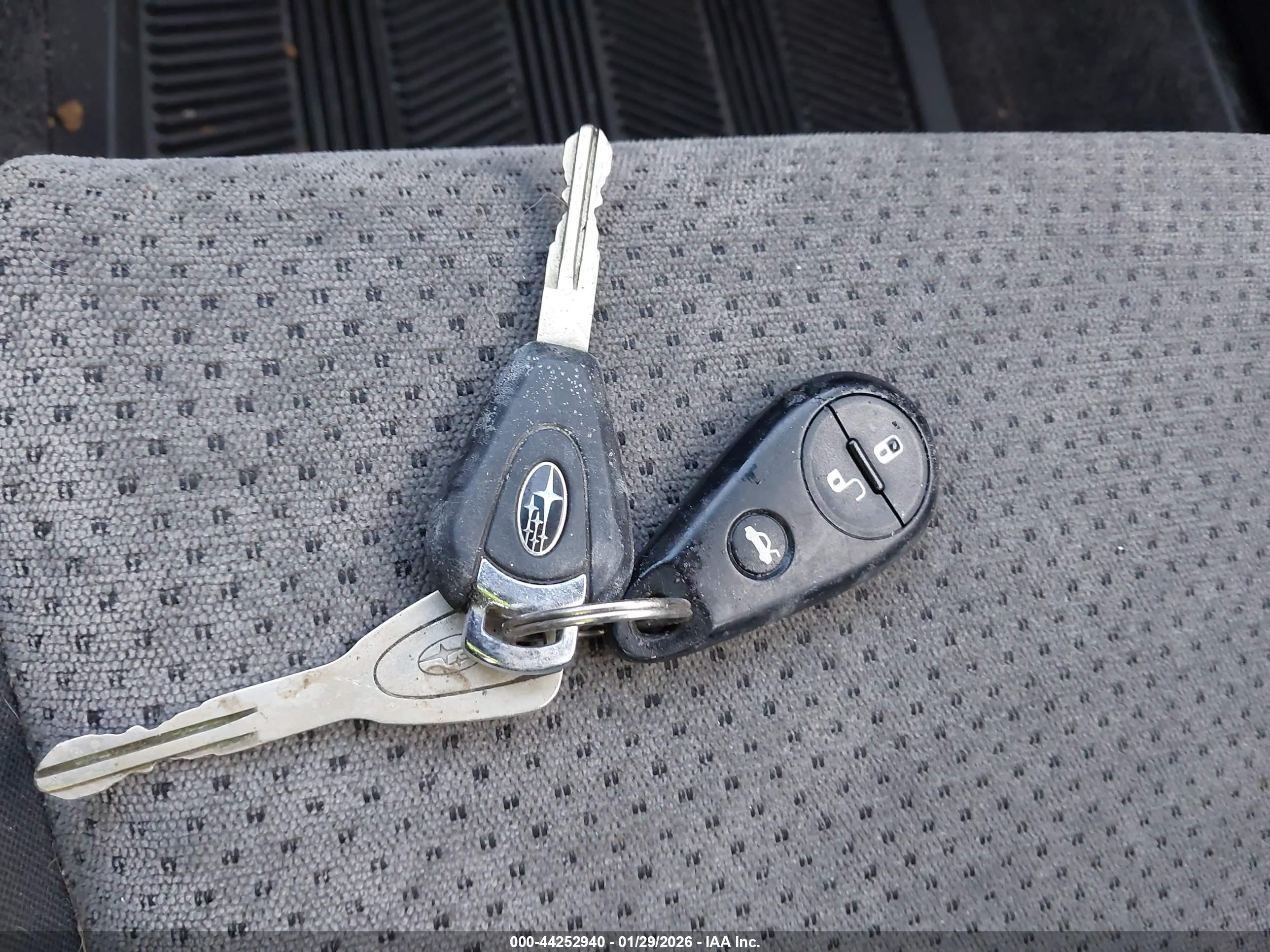 SUBARU OUTBACK image 11