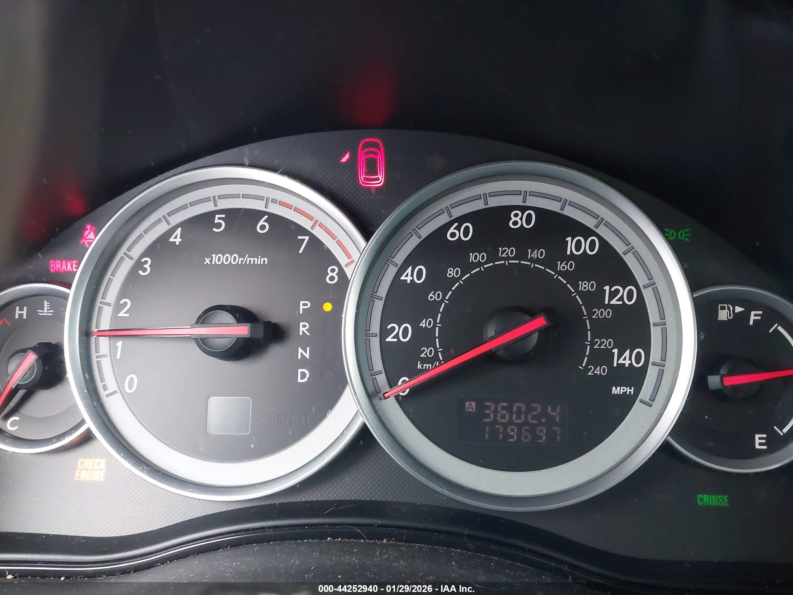 SUBARU OUTBACK image 7