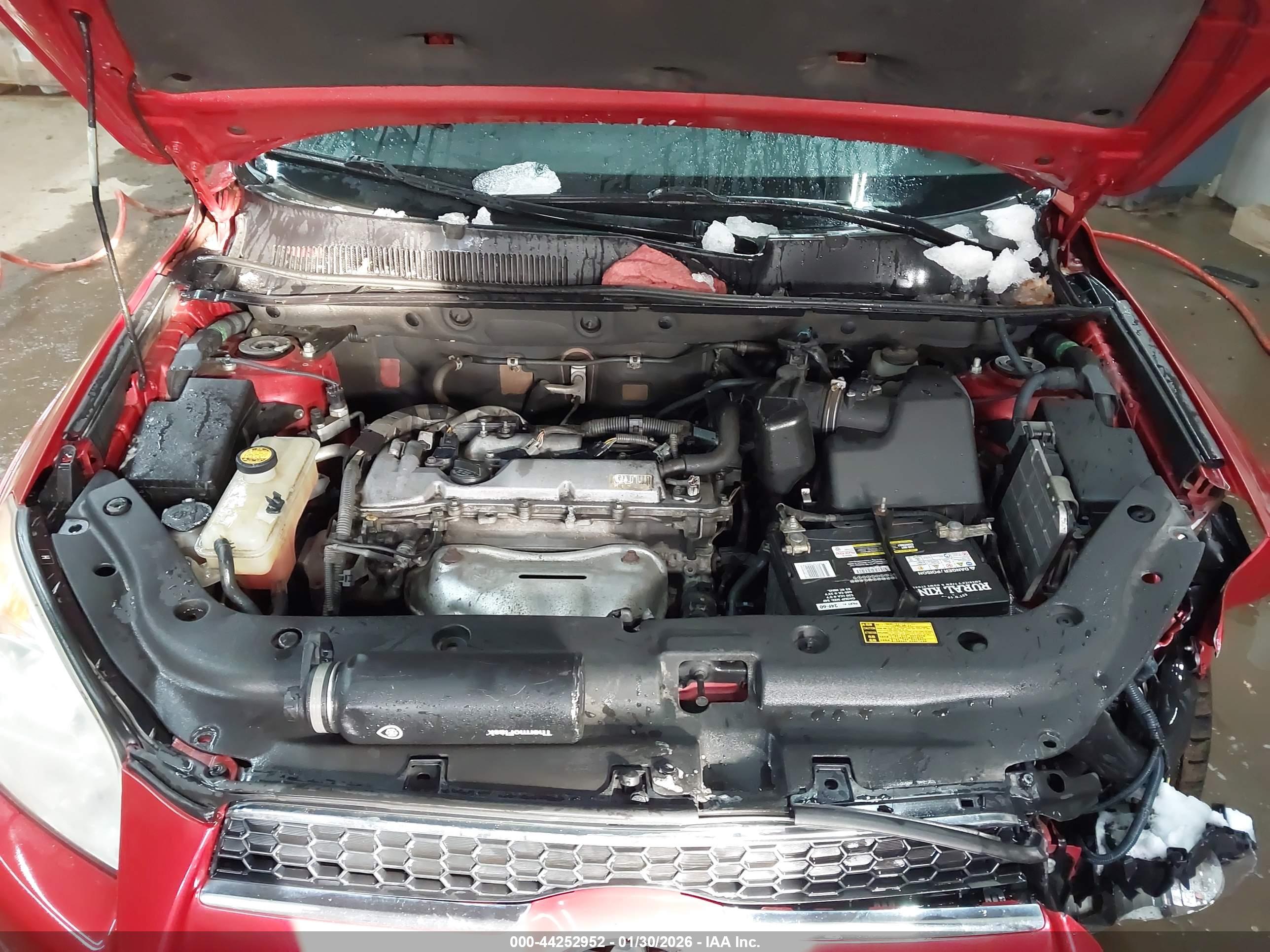 TOYOTA RAV4 image 10