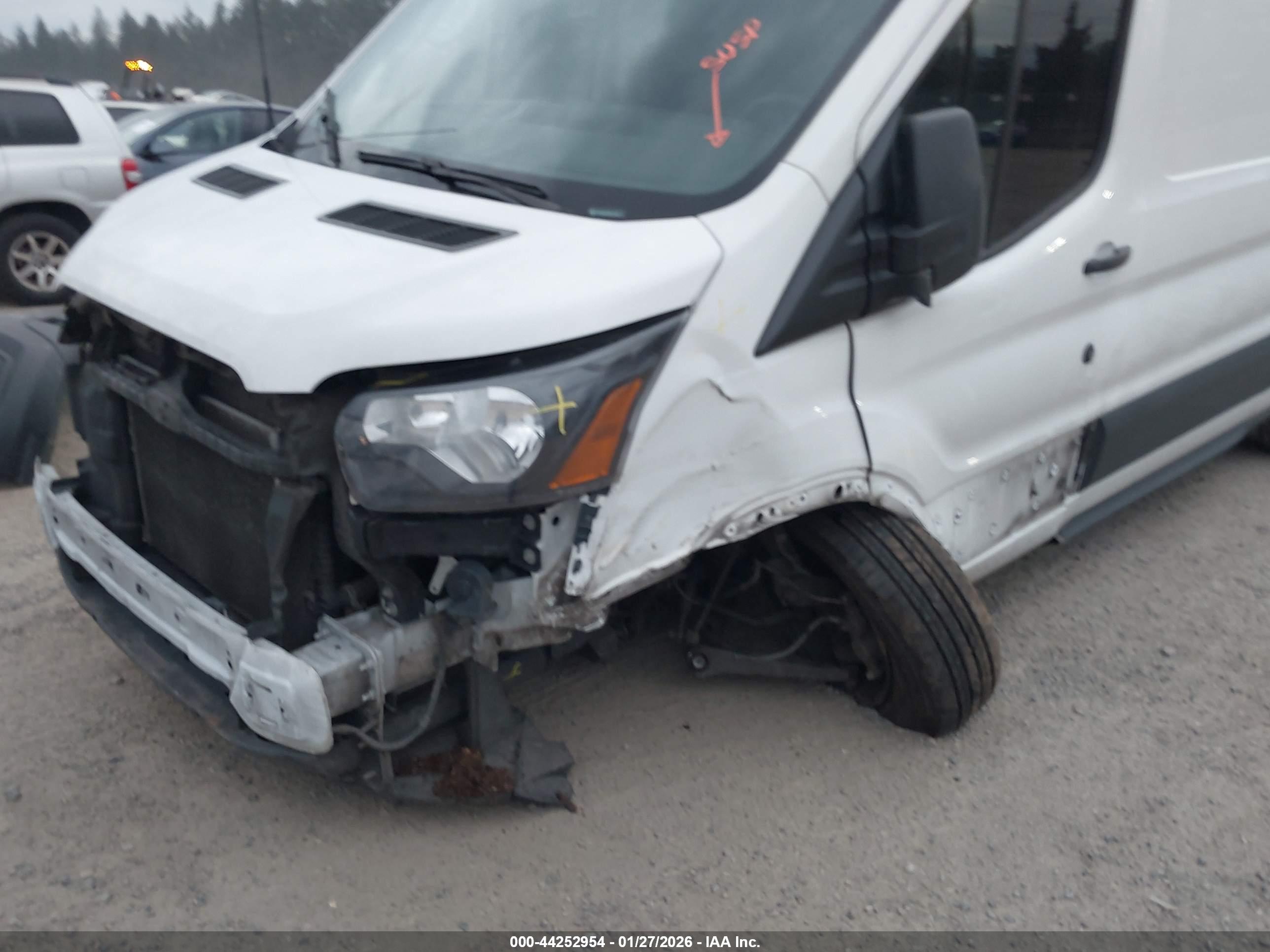 FORD TRANSIT-350 image 6