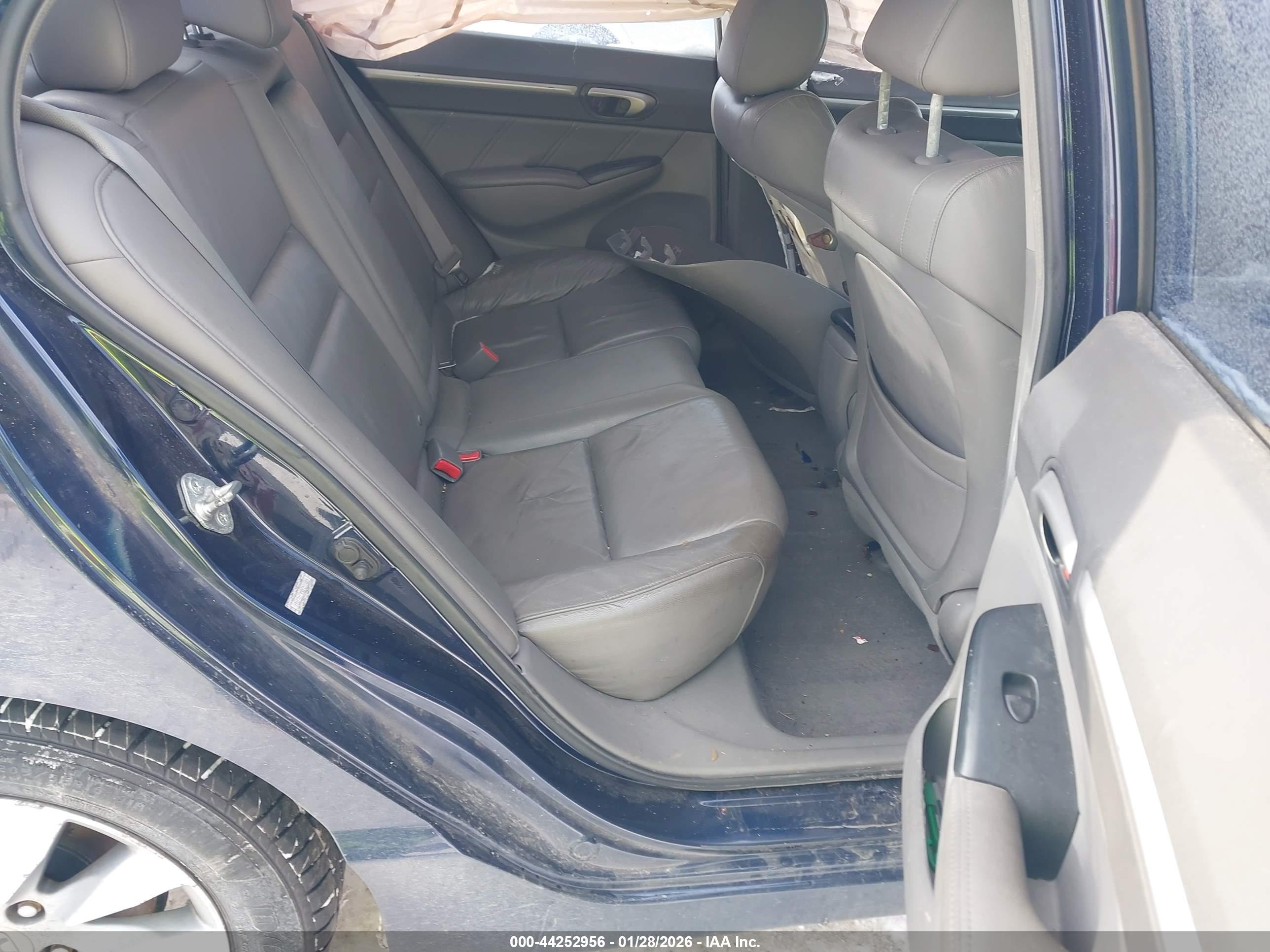 HONDA CIVIC image 8