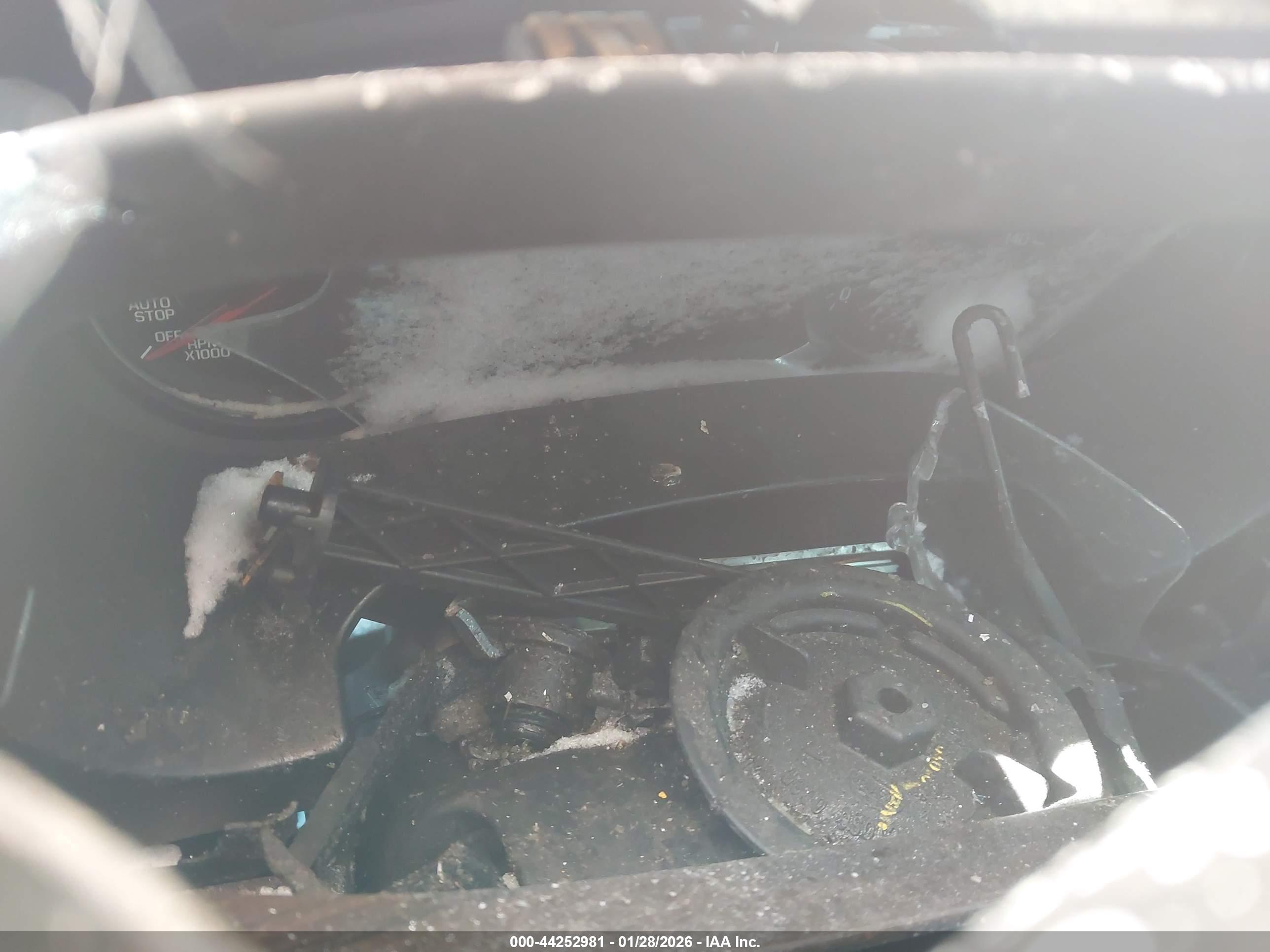 GMC TERRAIN image 7