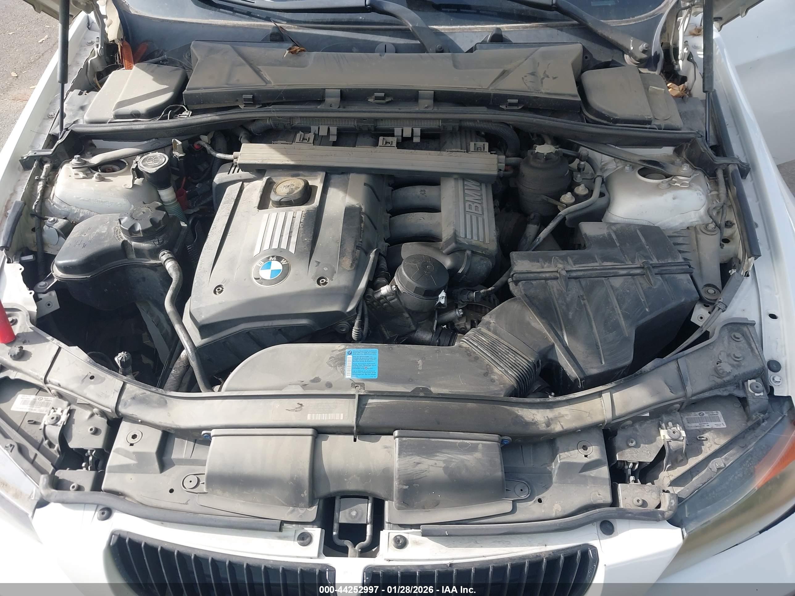 BMW 328I image 10