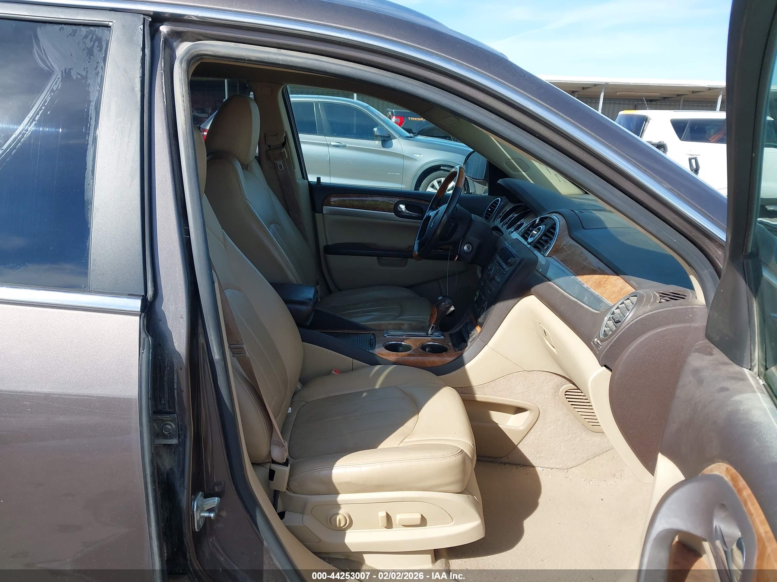 BUICK ENCLAVE image 5