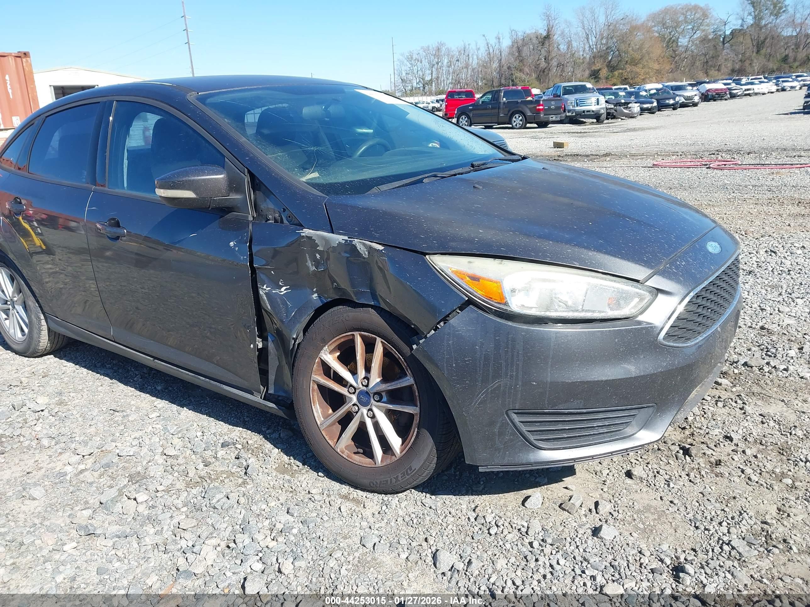 FORD FOCUS image 6