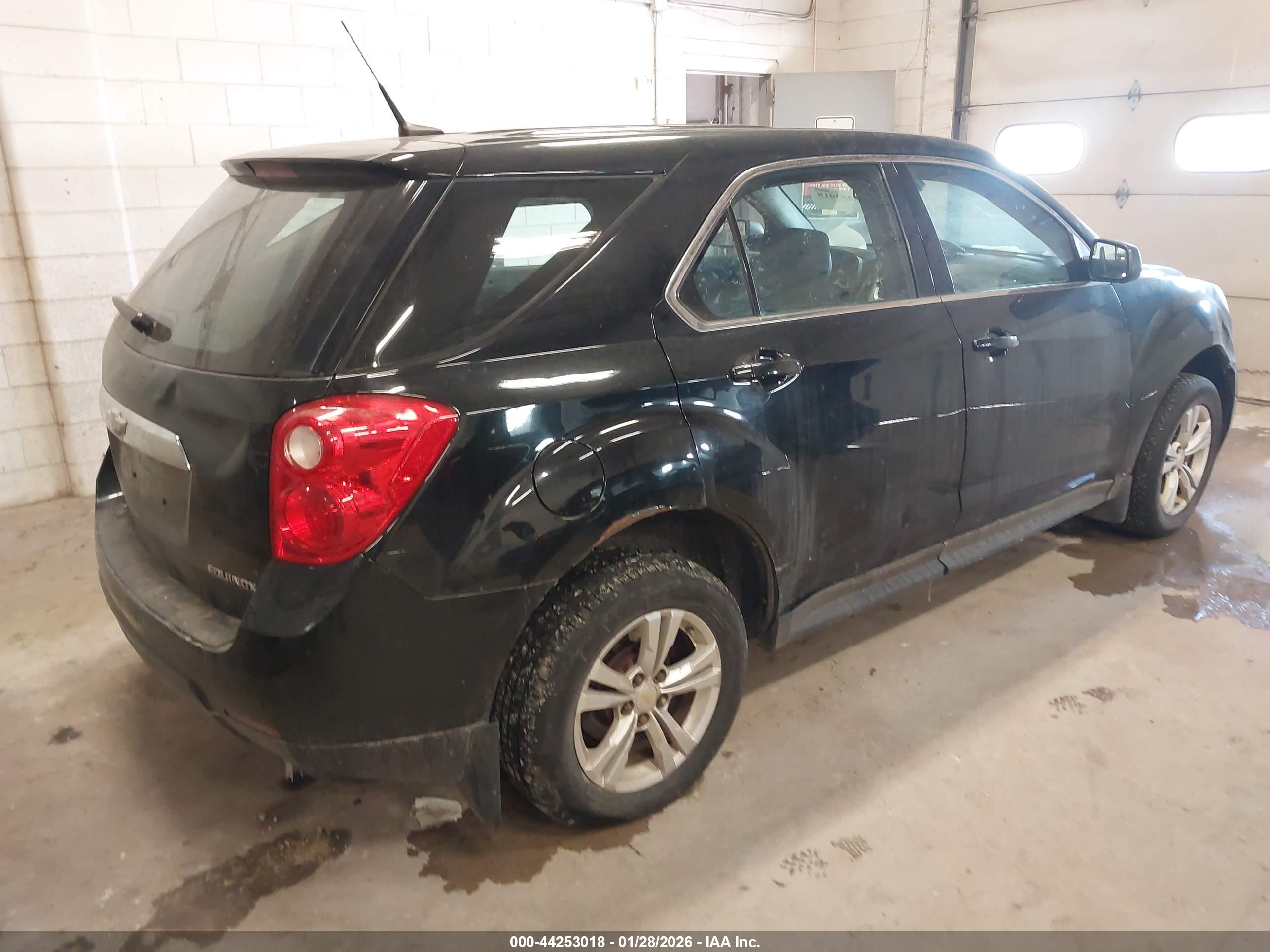 CHEVROLET EQUINOX image 4
