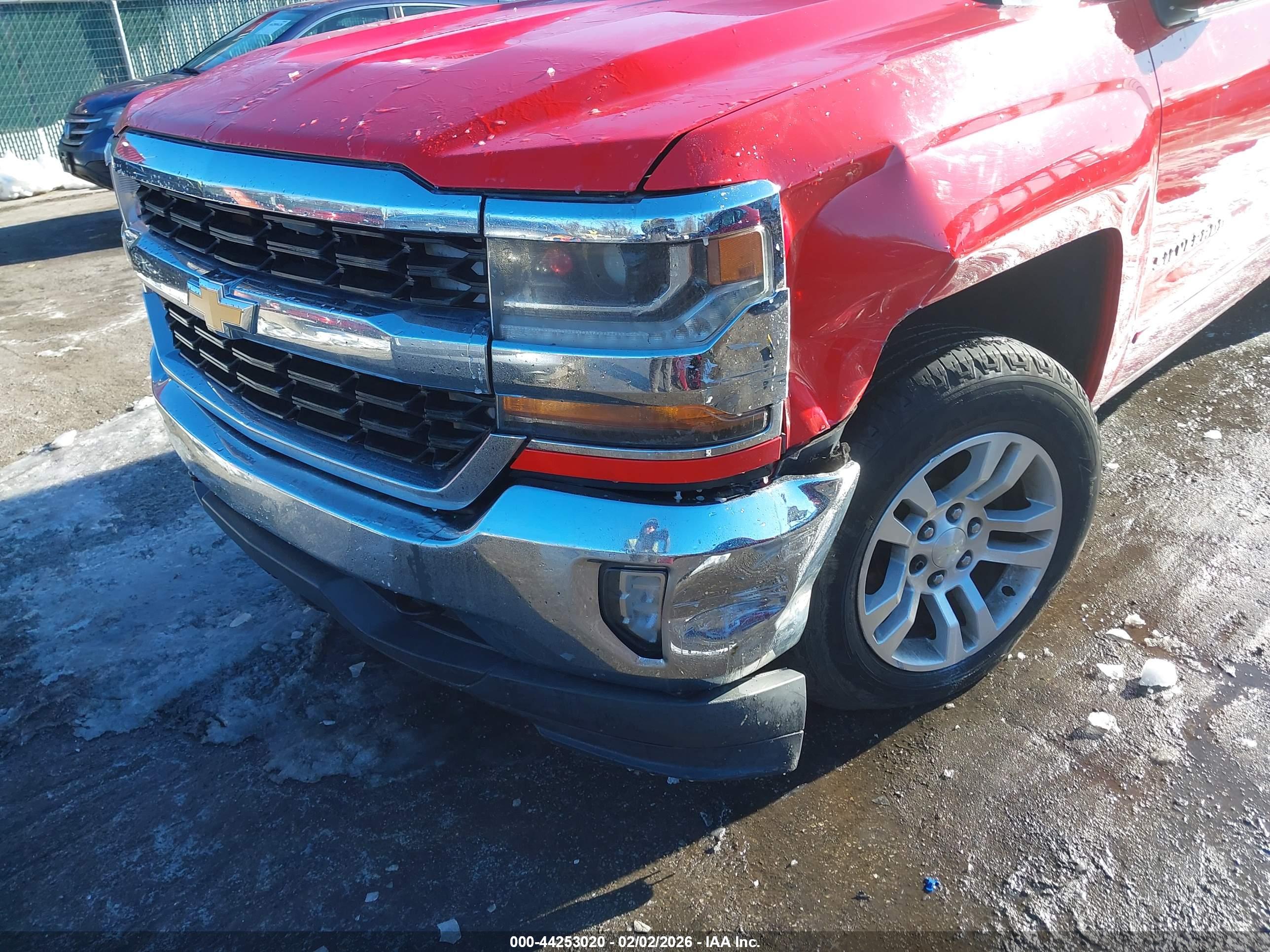 CHEVROLET SILVERADO image 6