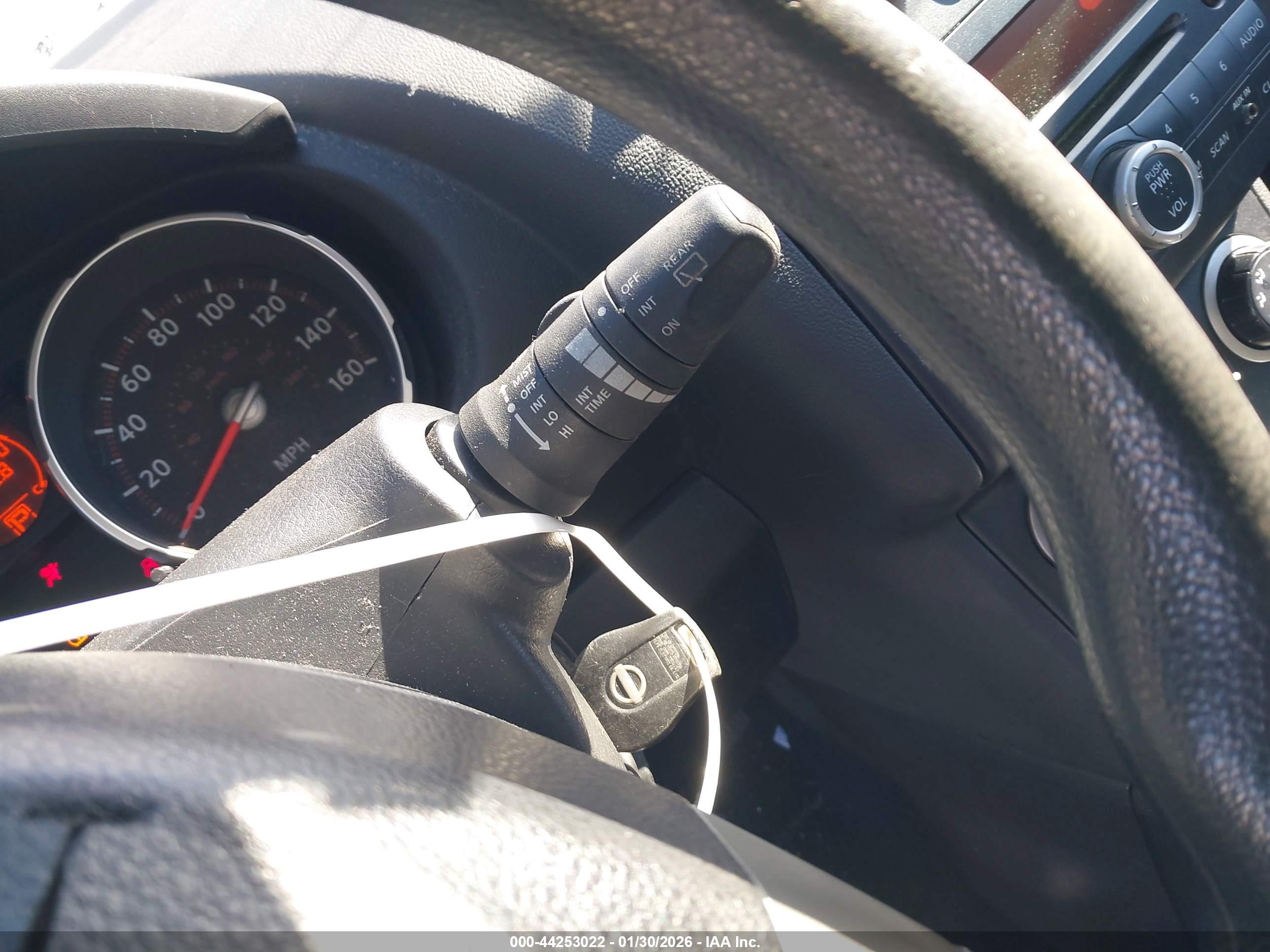 NISSAN ROGUE image 11