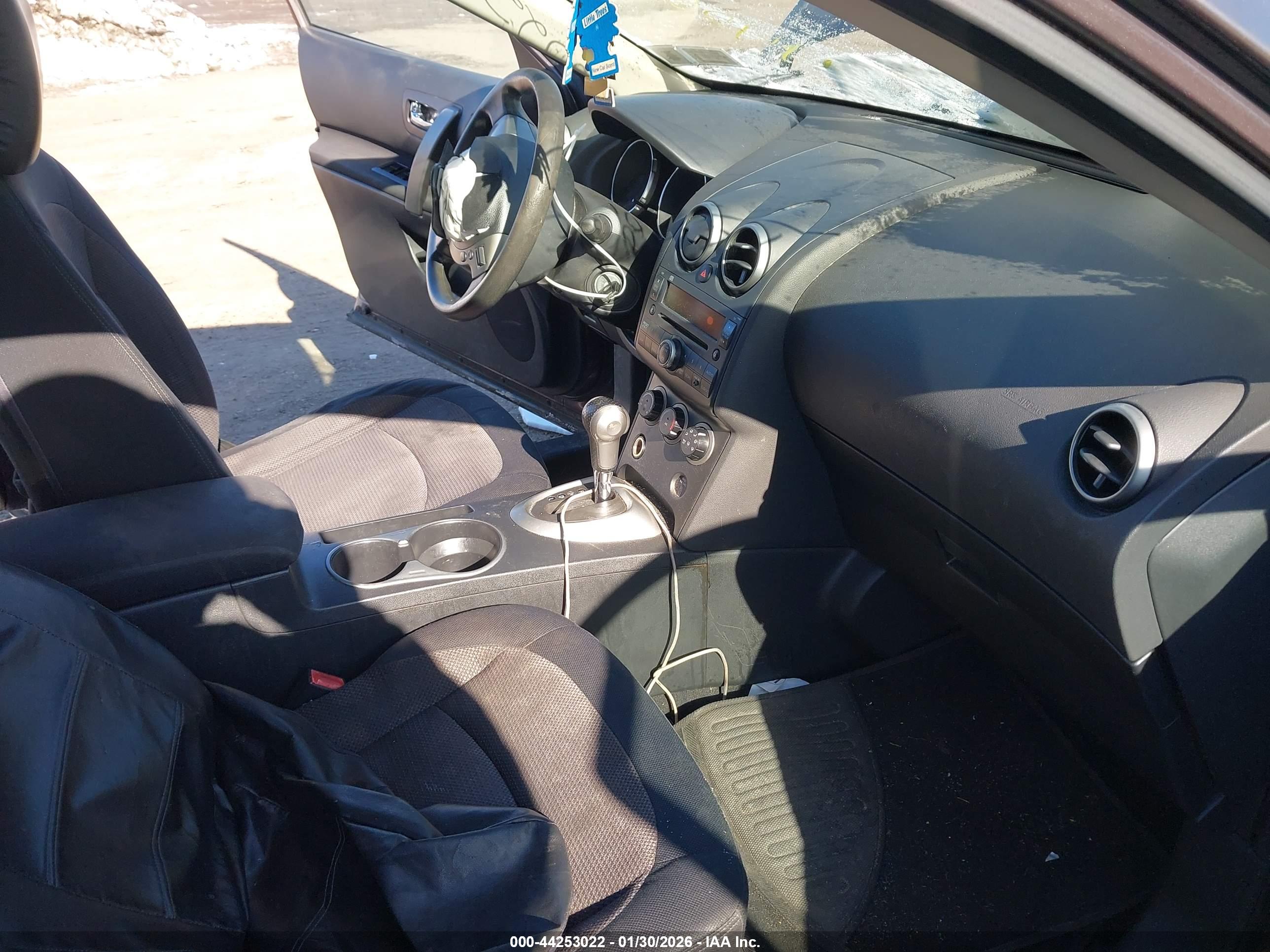 NISSAN ROGUE image 5