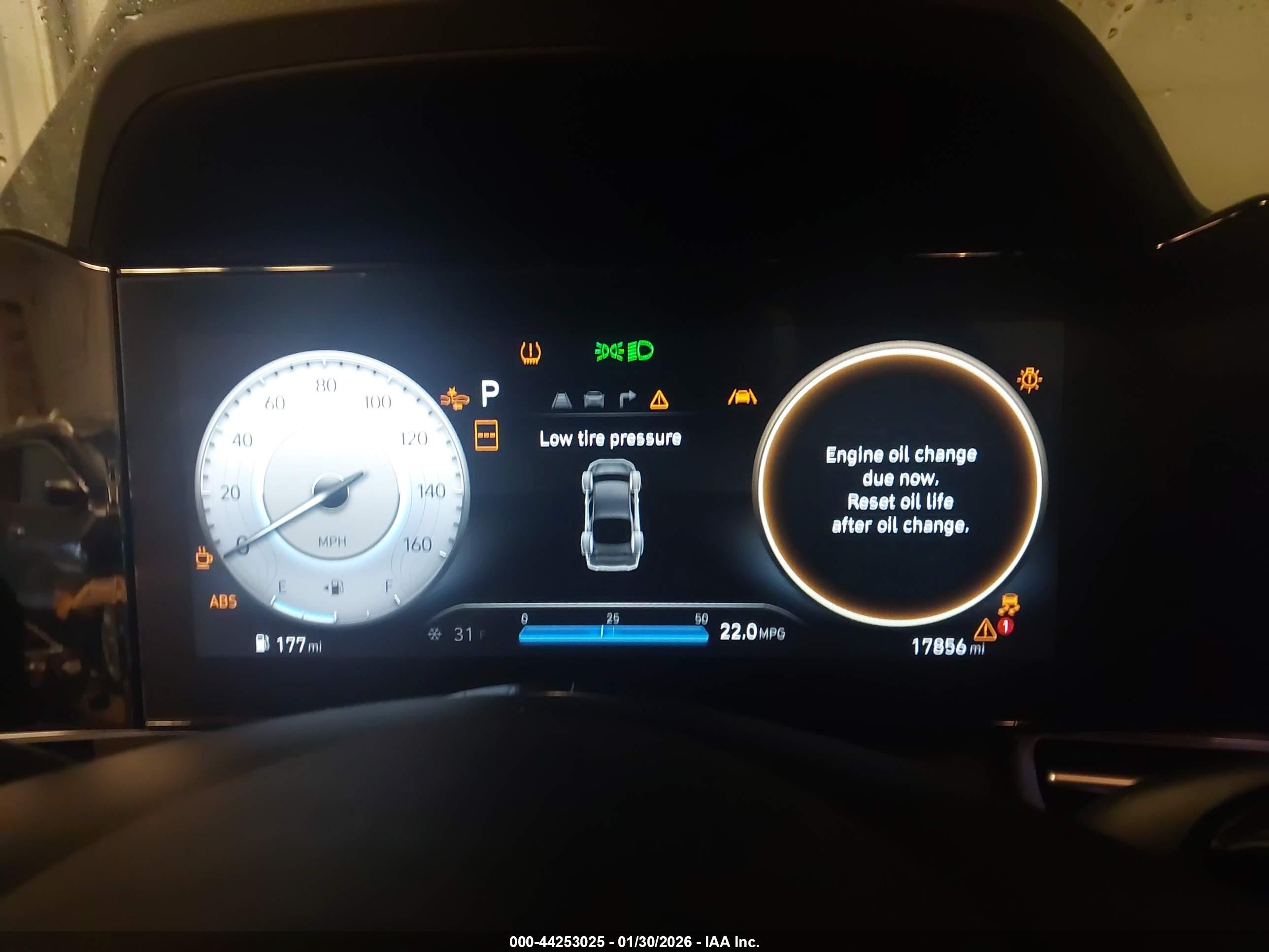 HYUNDAI ELANTRA image 7