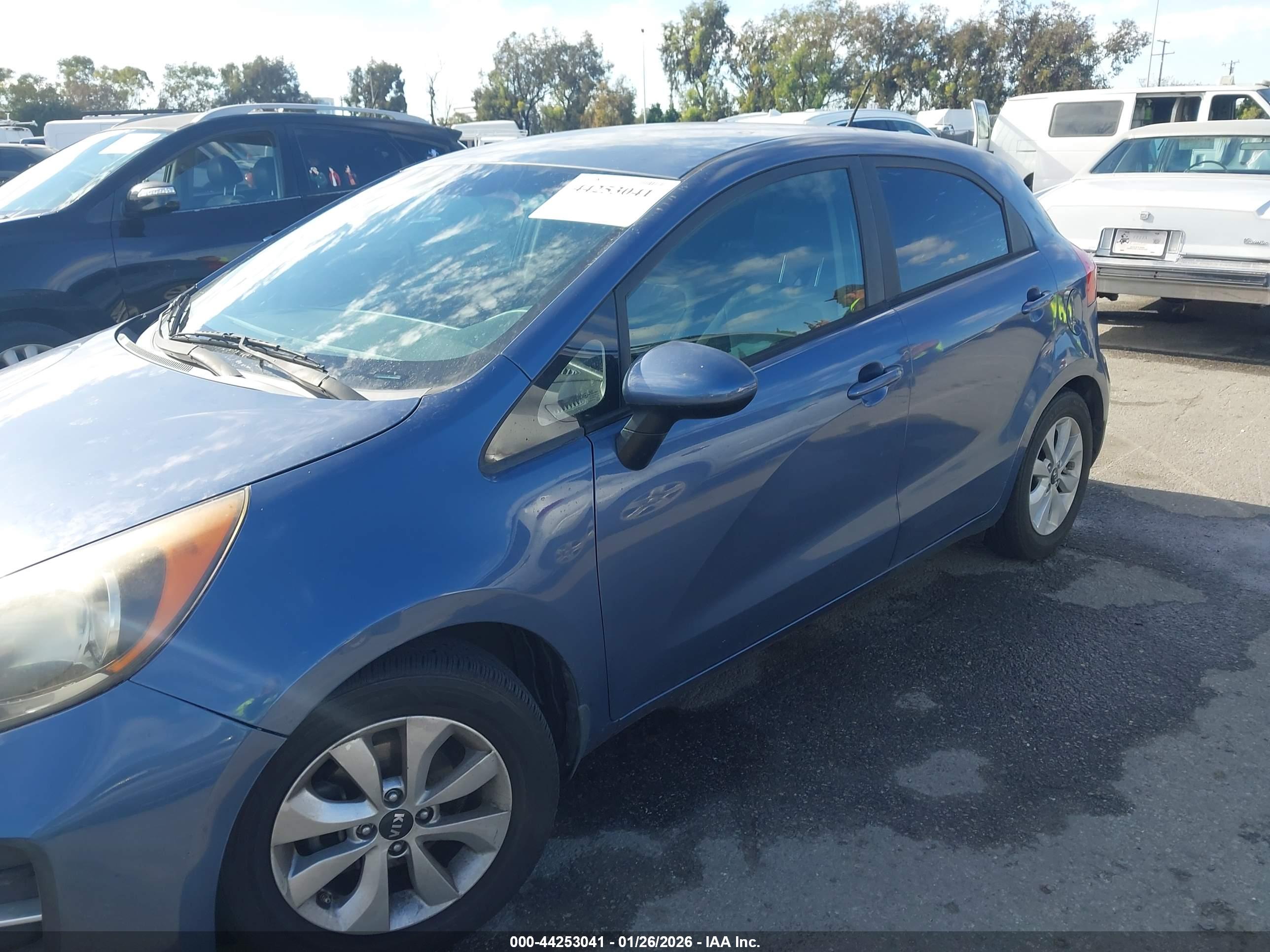 KIA RIO image 6
