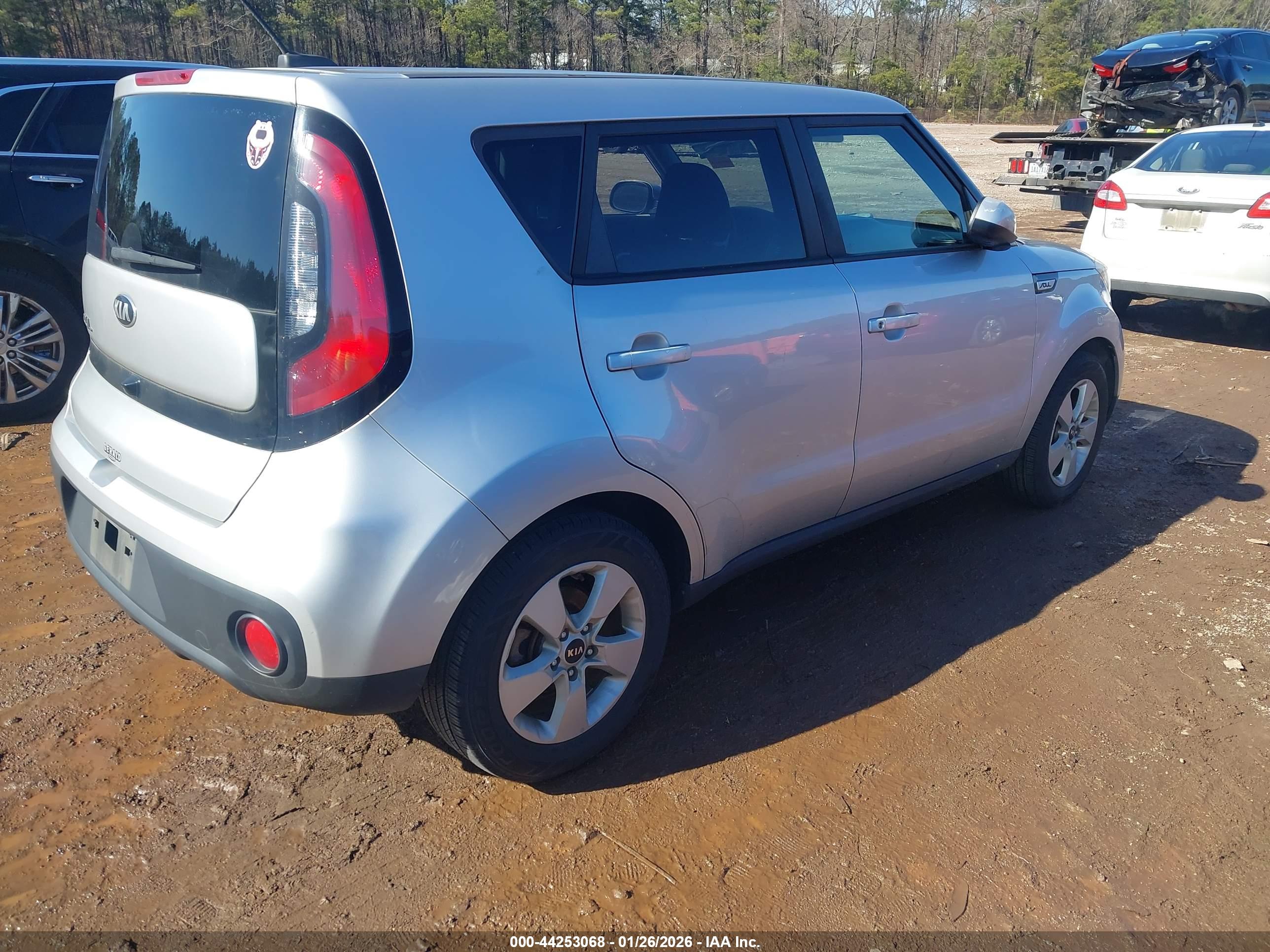 KIA SOUL image 4