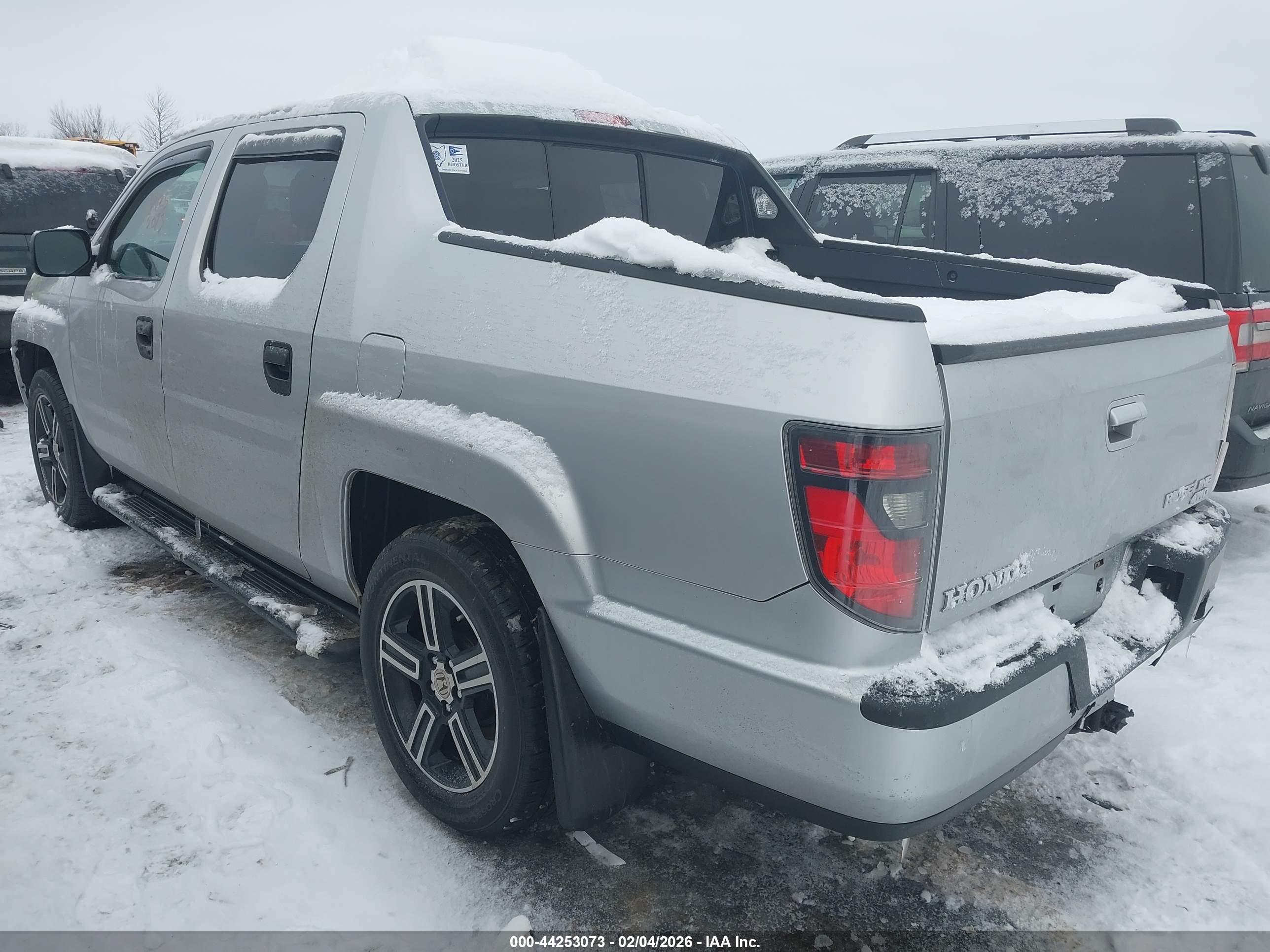 HONDA RIDGELINE image 3