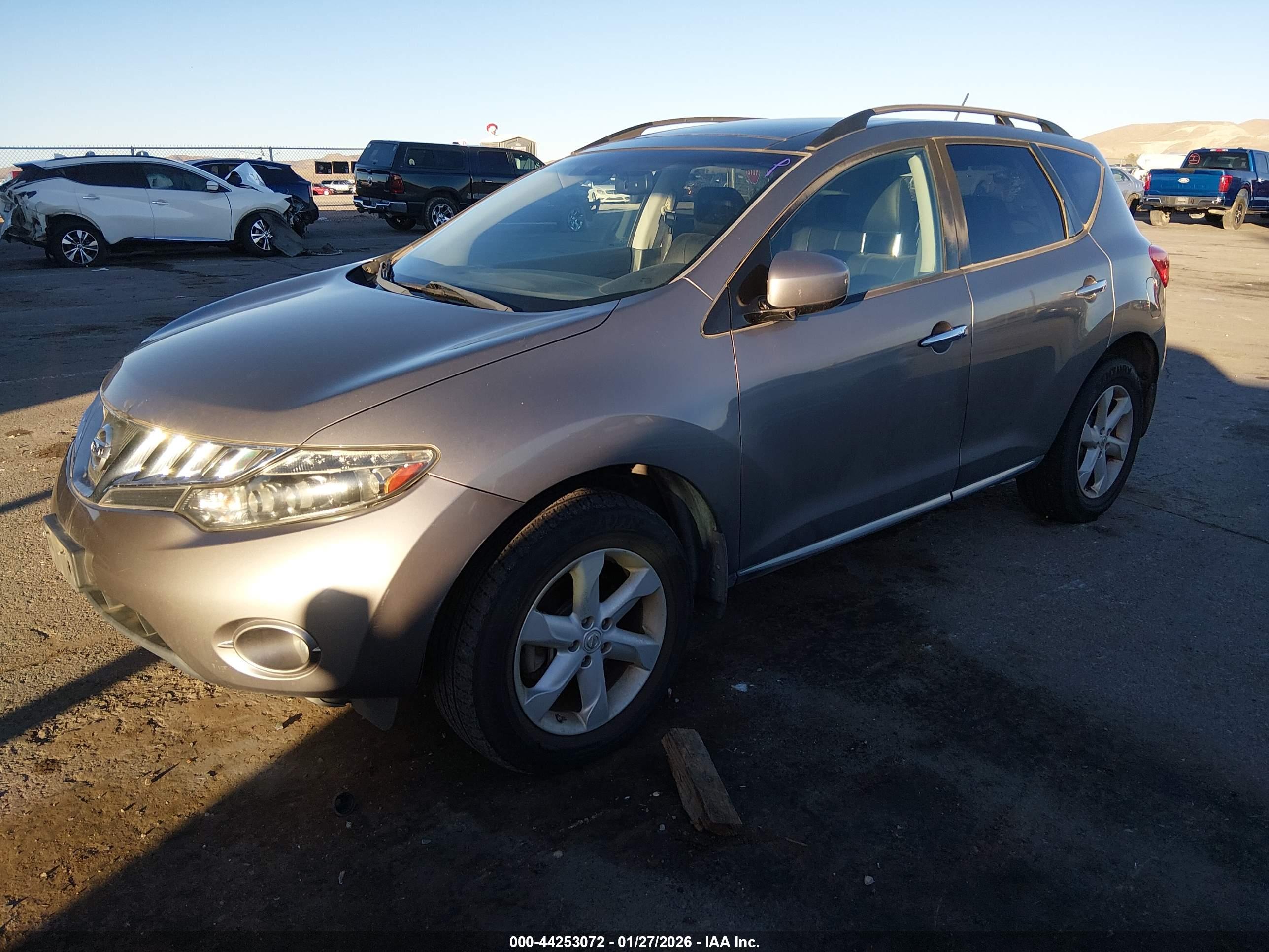 NISSAN MURANO image 2