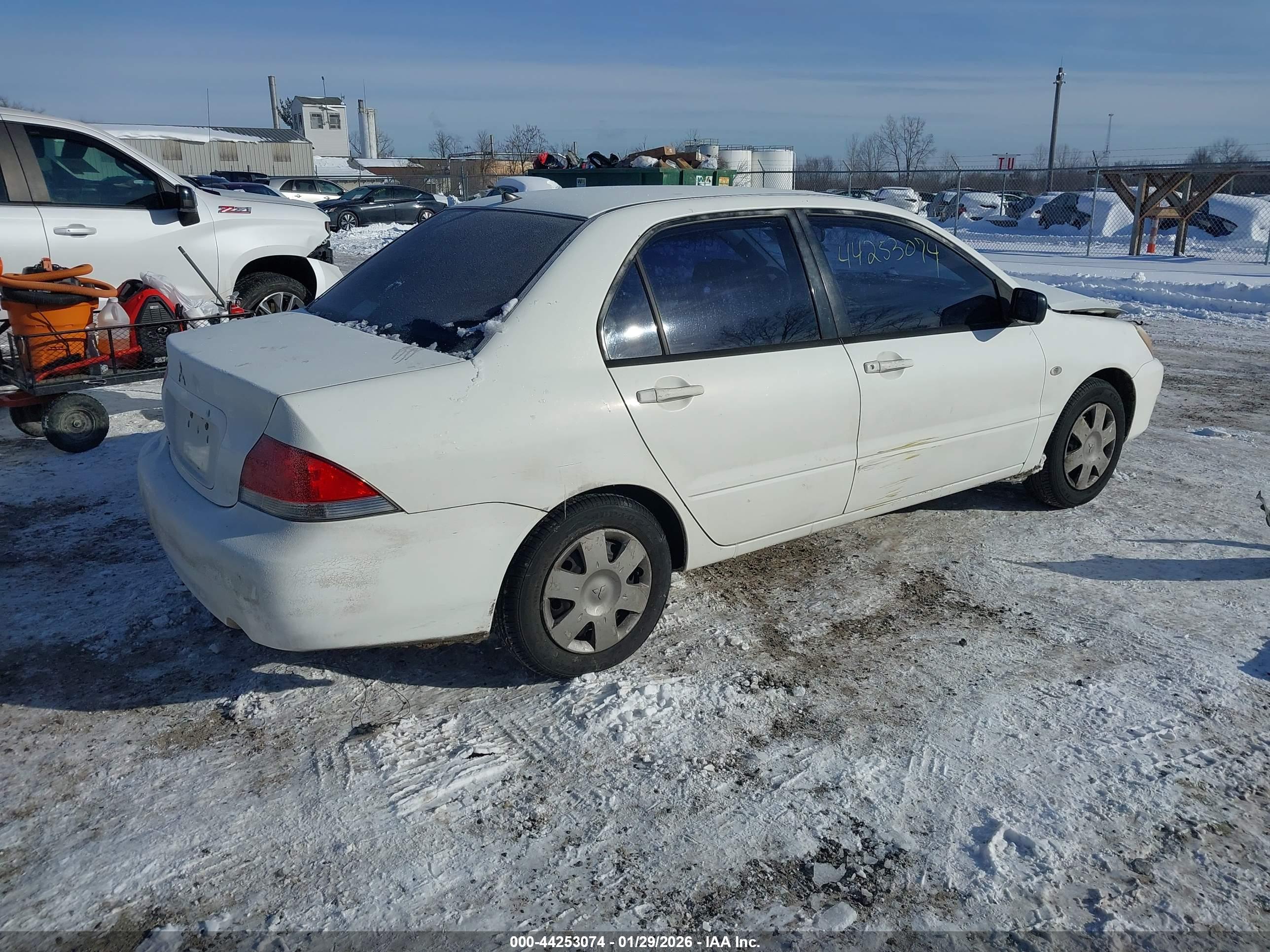 MITSUBISHI LANCER image 4