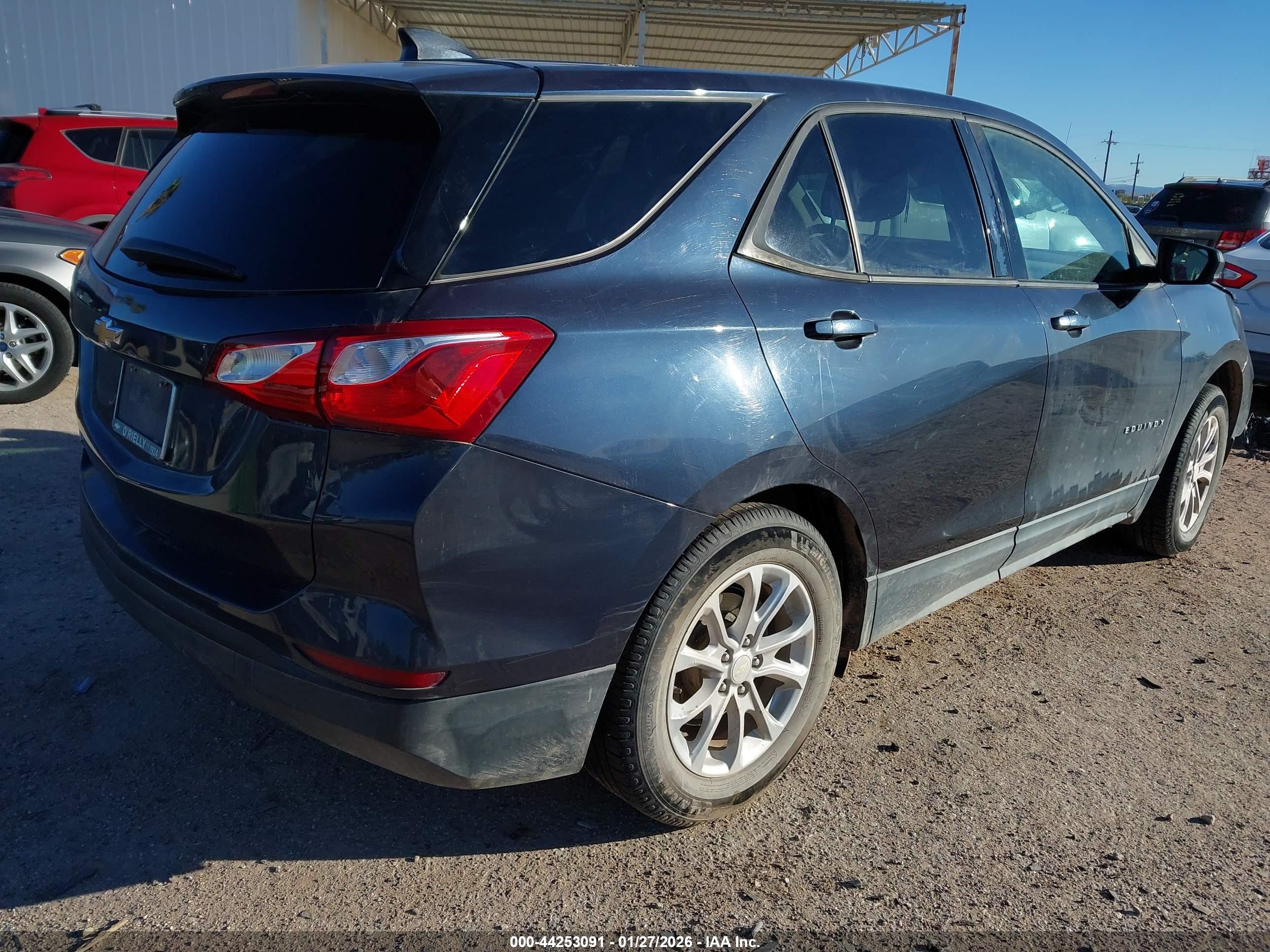 CHEVROLET EQUINOX image 4