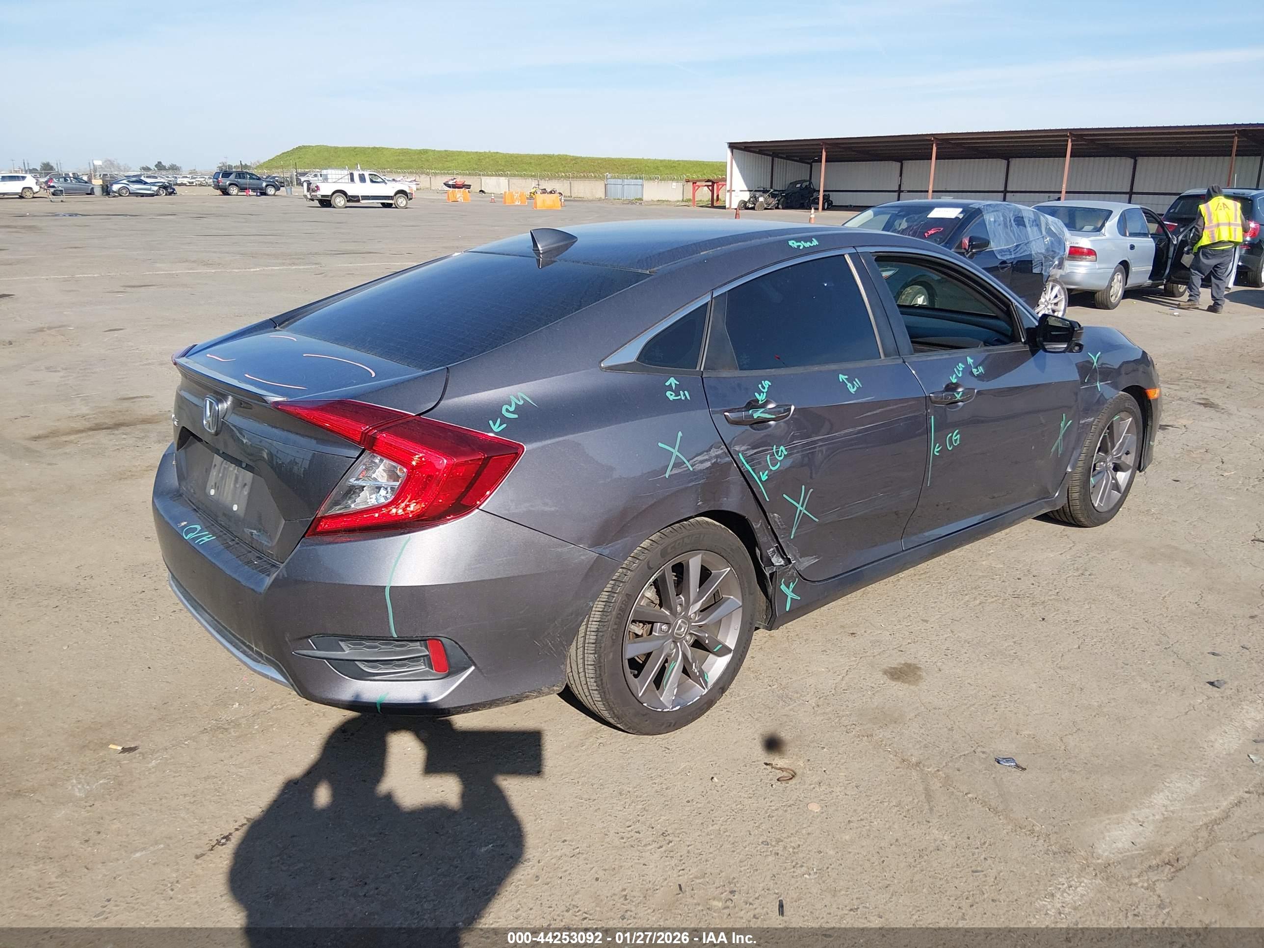 HONDA CIVIC image 4