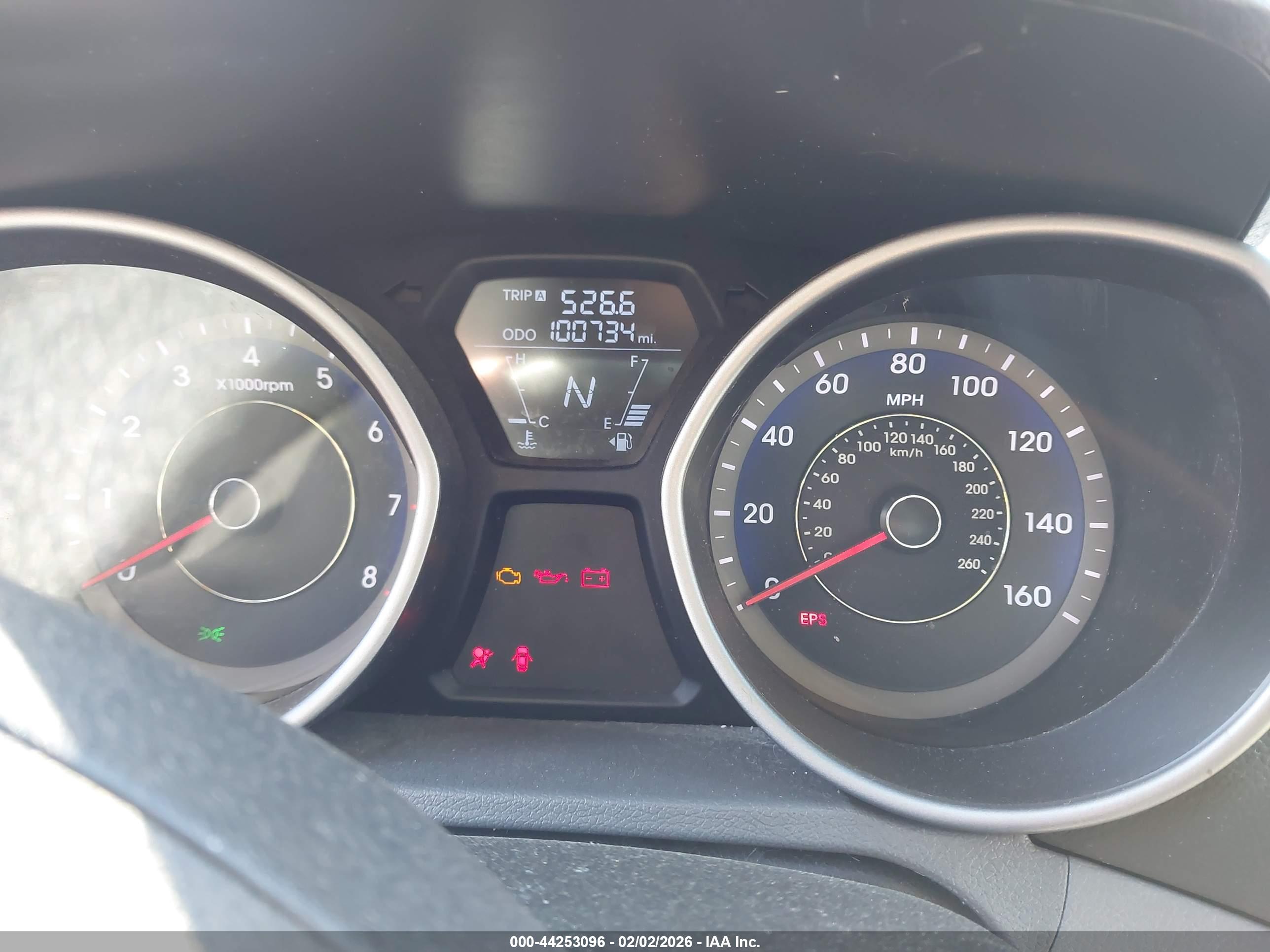 HYUNDAI ELANTRA image 7