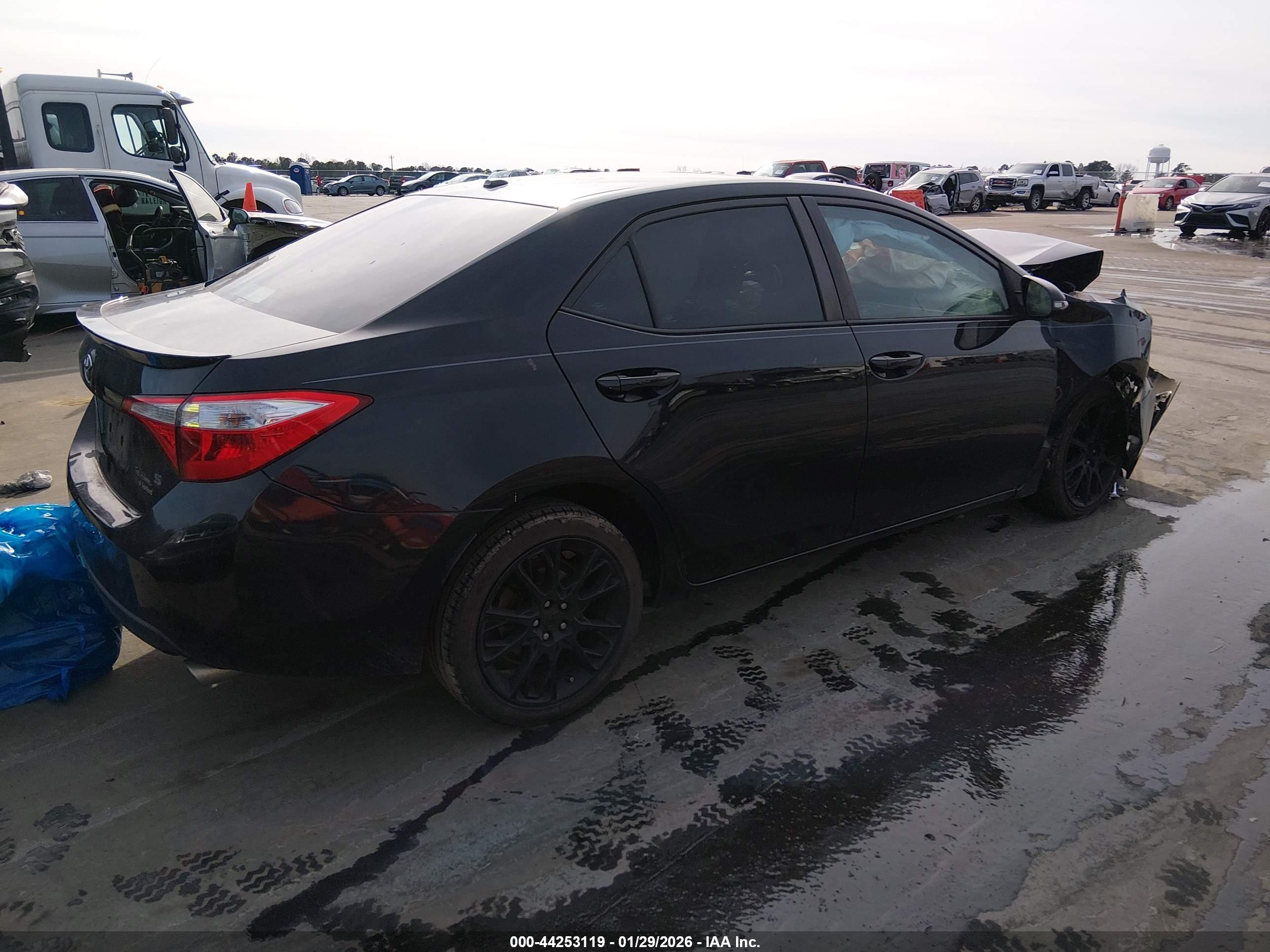 TOYOTA COROLLA image 4