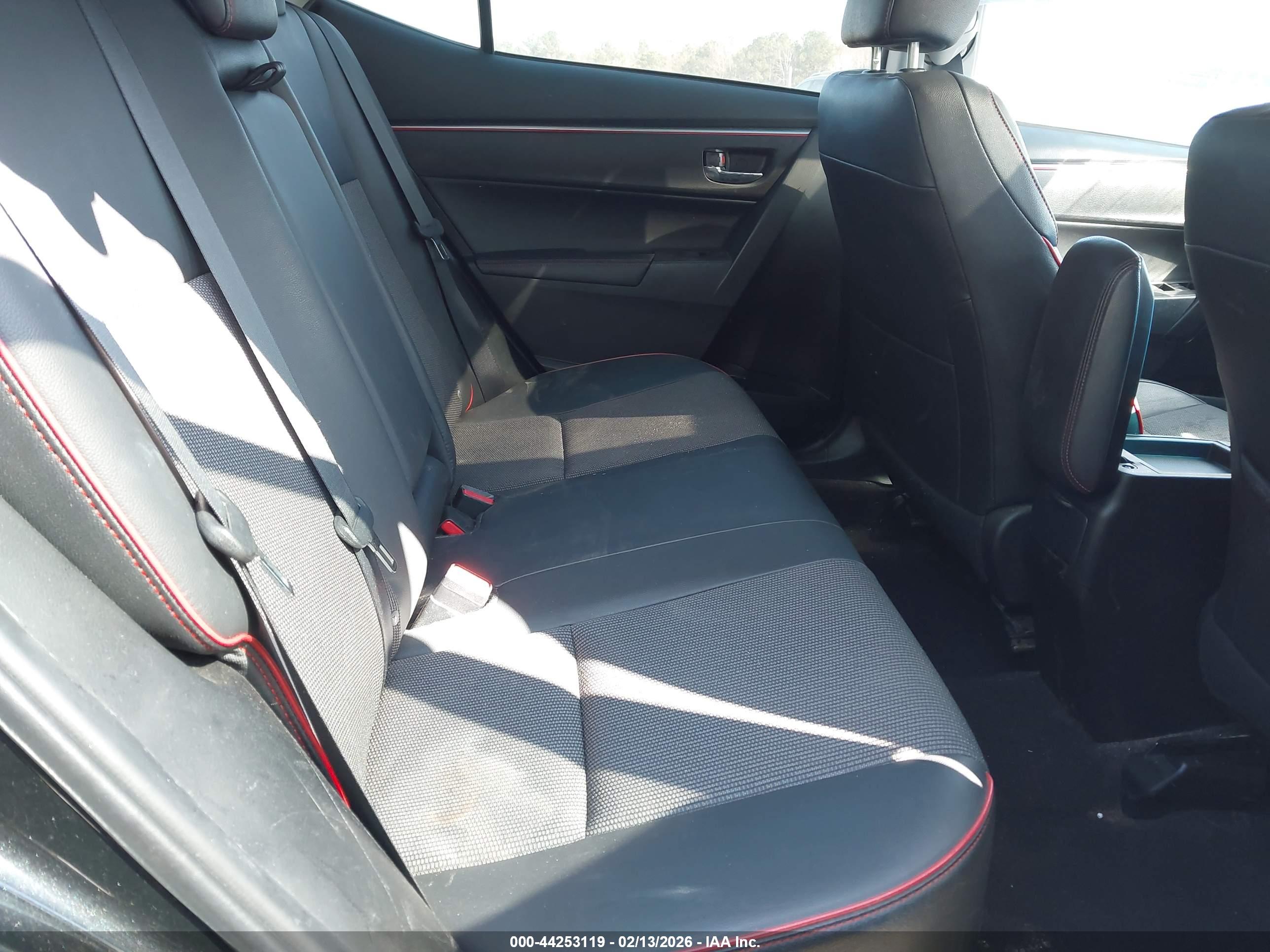 TOYOTA COROLLA image 8