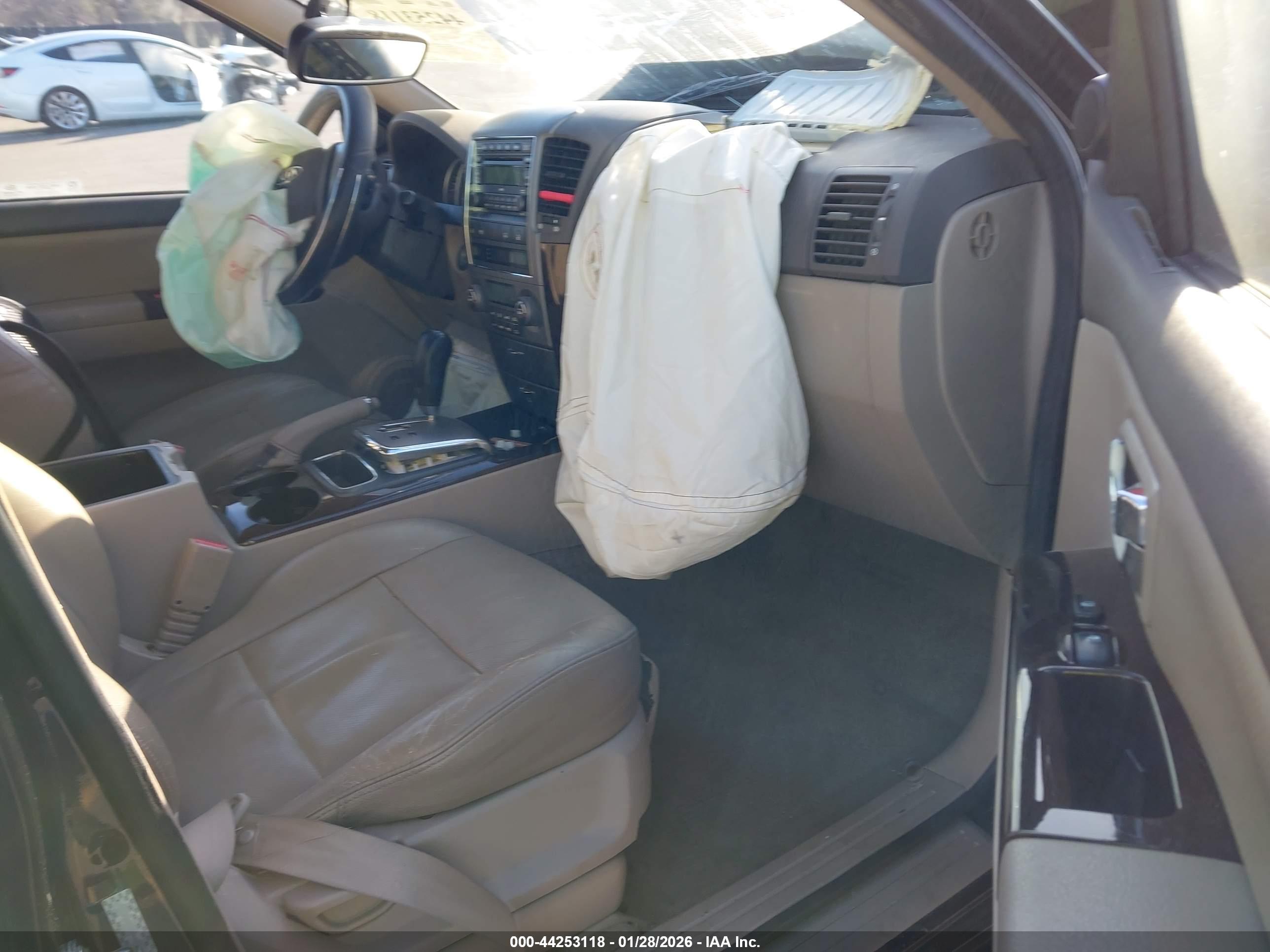 KIA SORENTO image 5