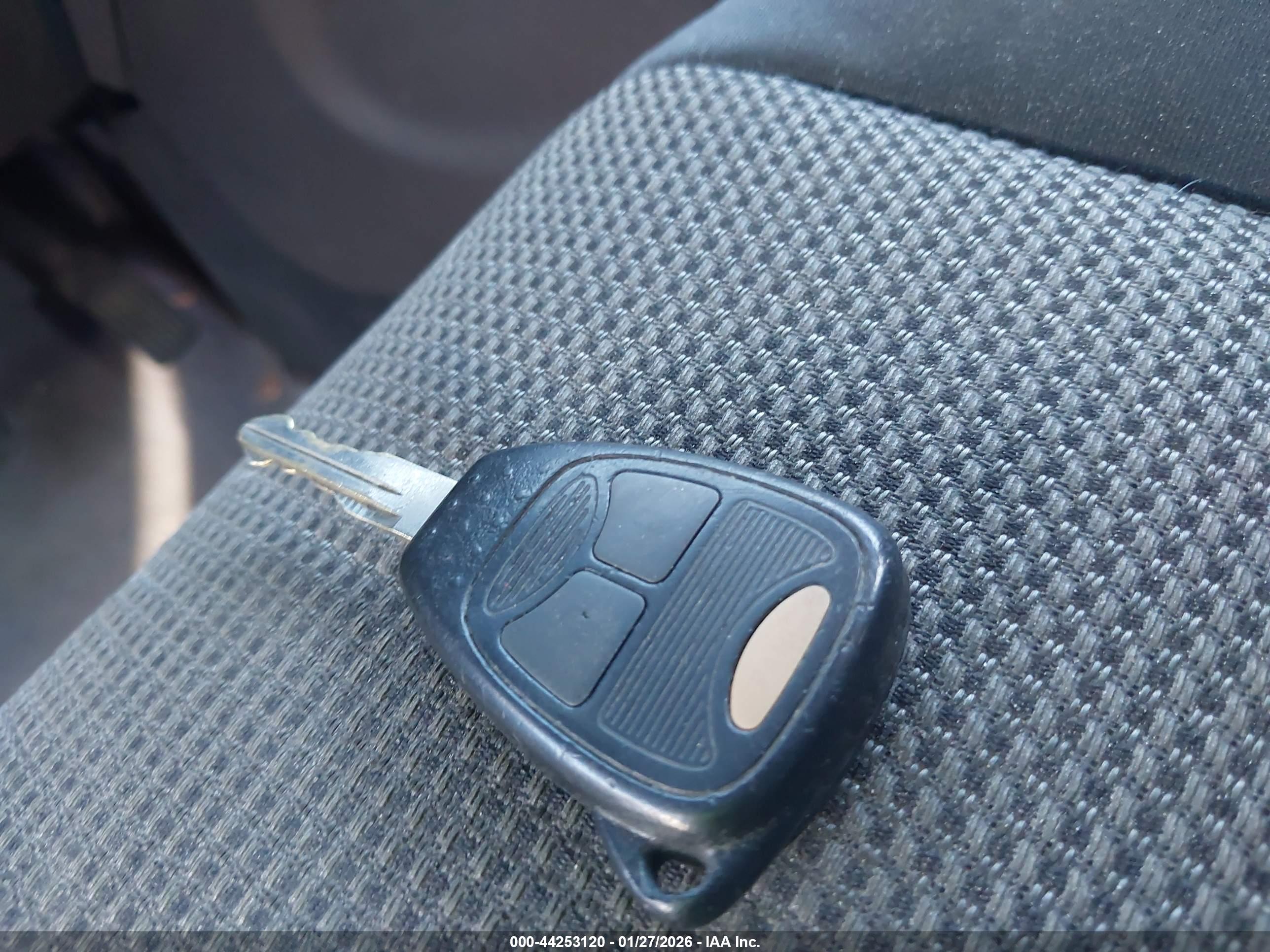 DODGE CALIBER image 11