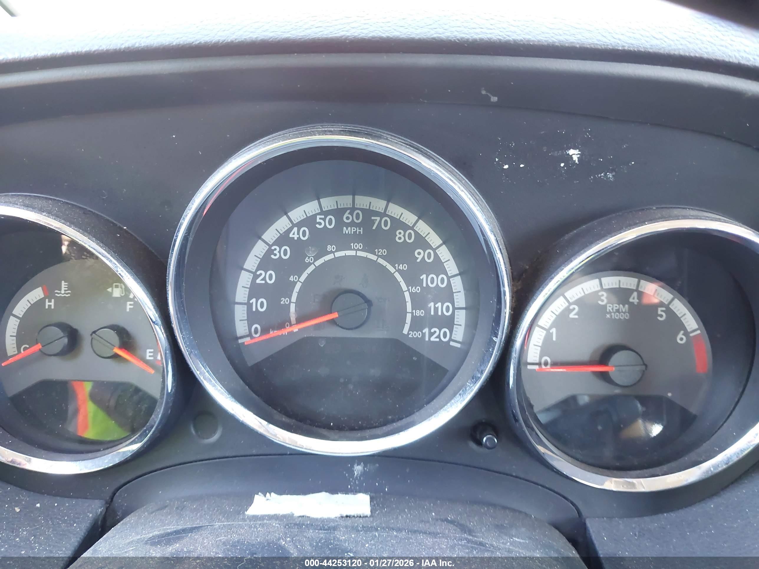 DODGE CALIBER image 7