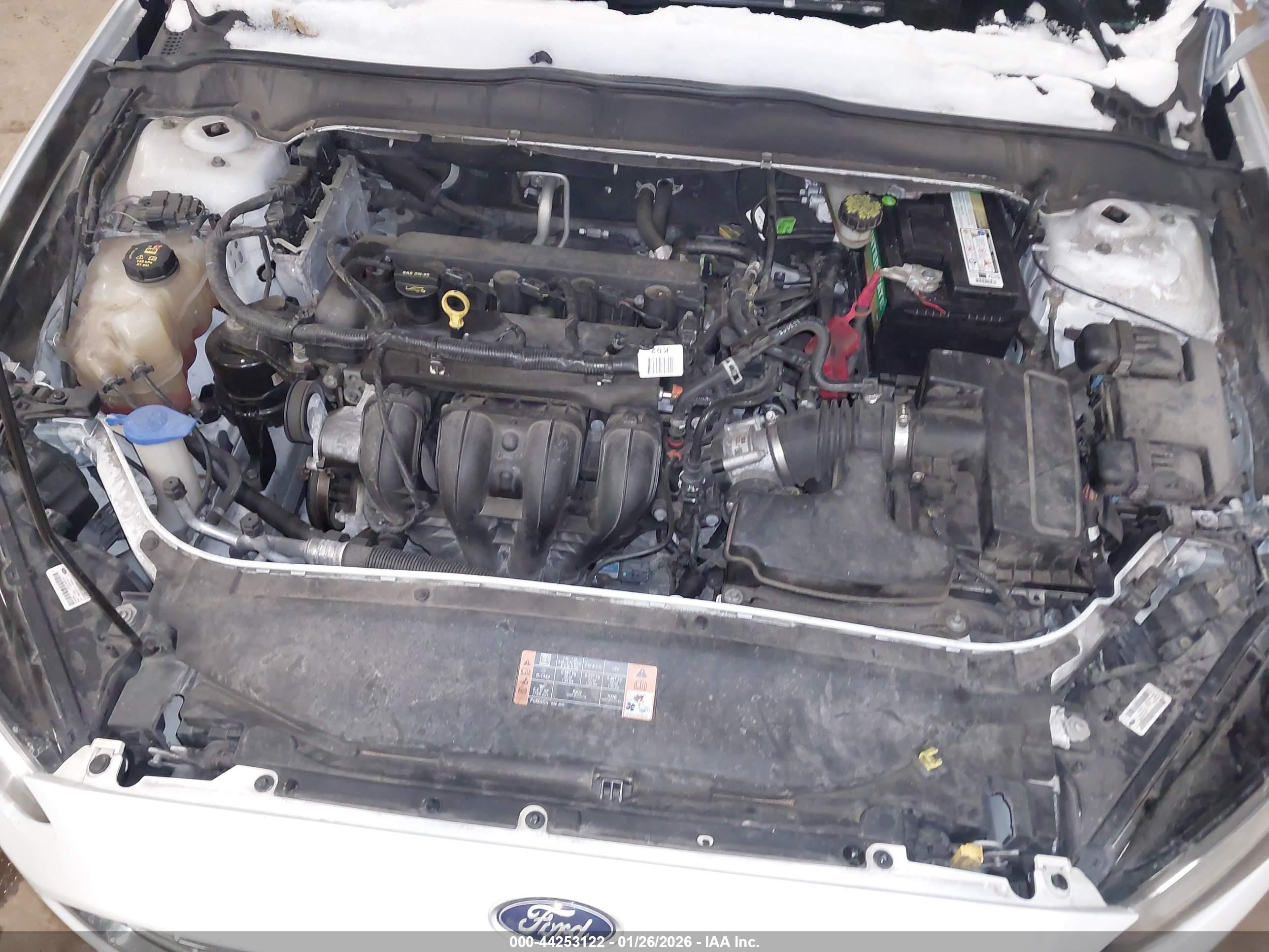 FORD FUSION image 10
