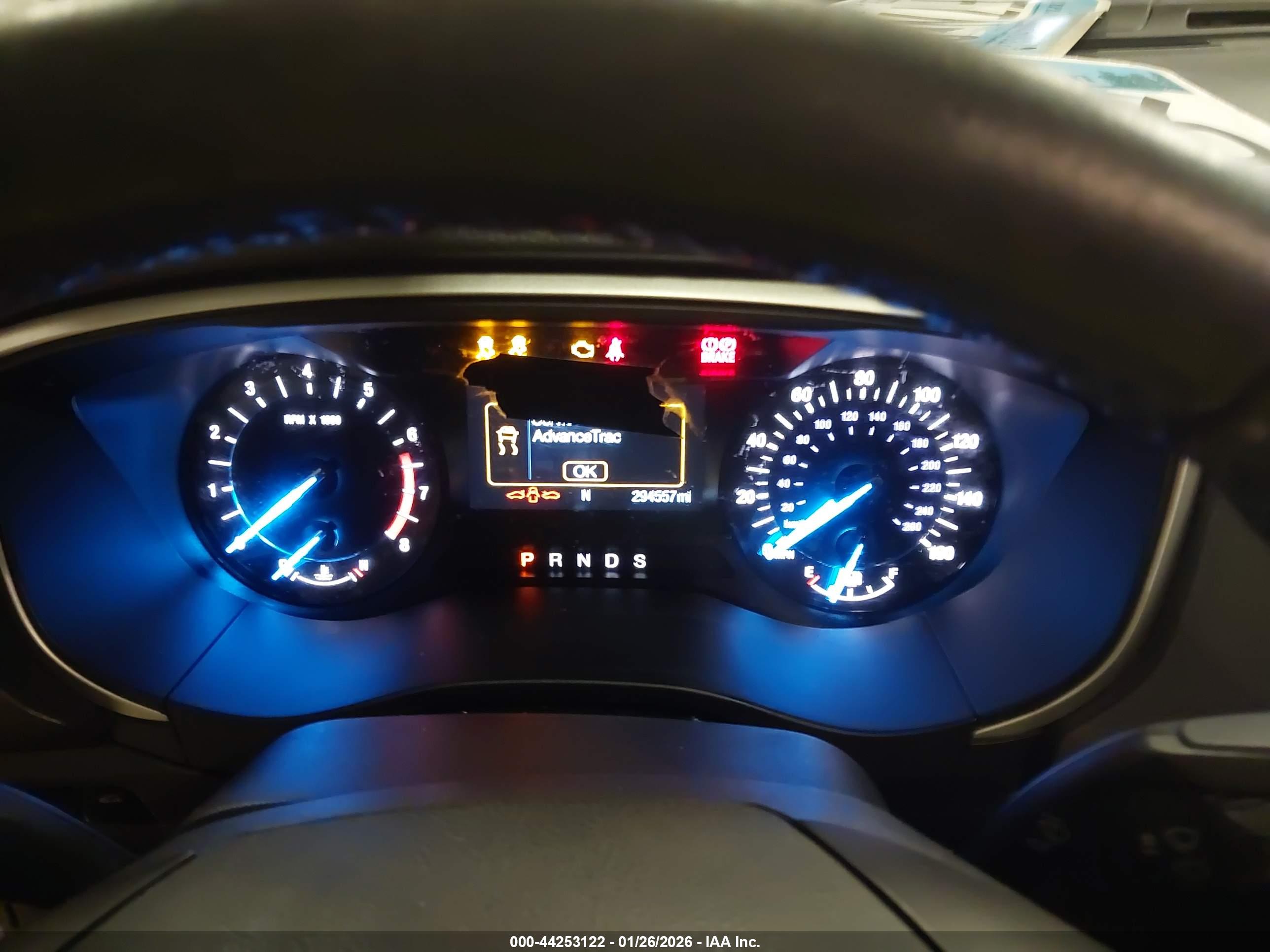 FORD FUSION image 7