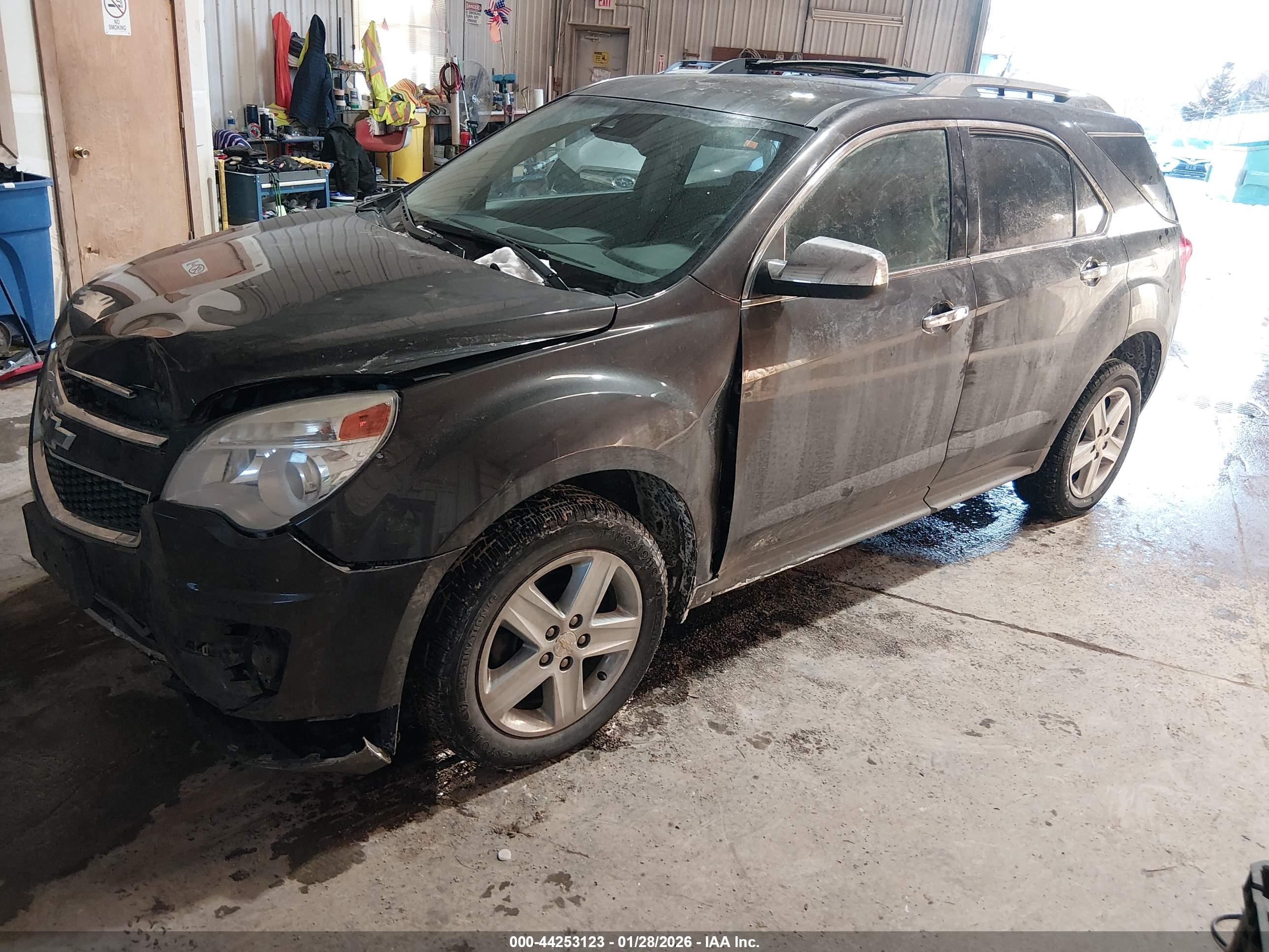 CHEVROLET EQUINOX image 2