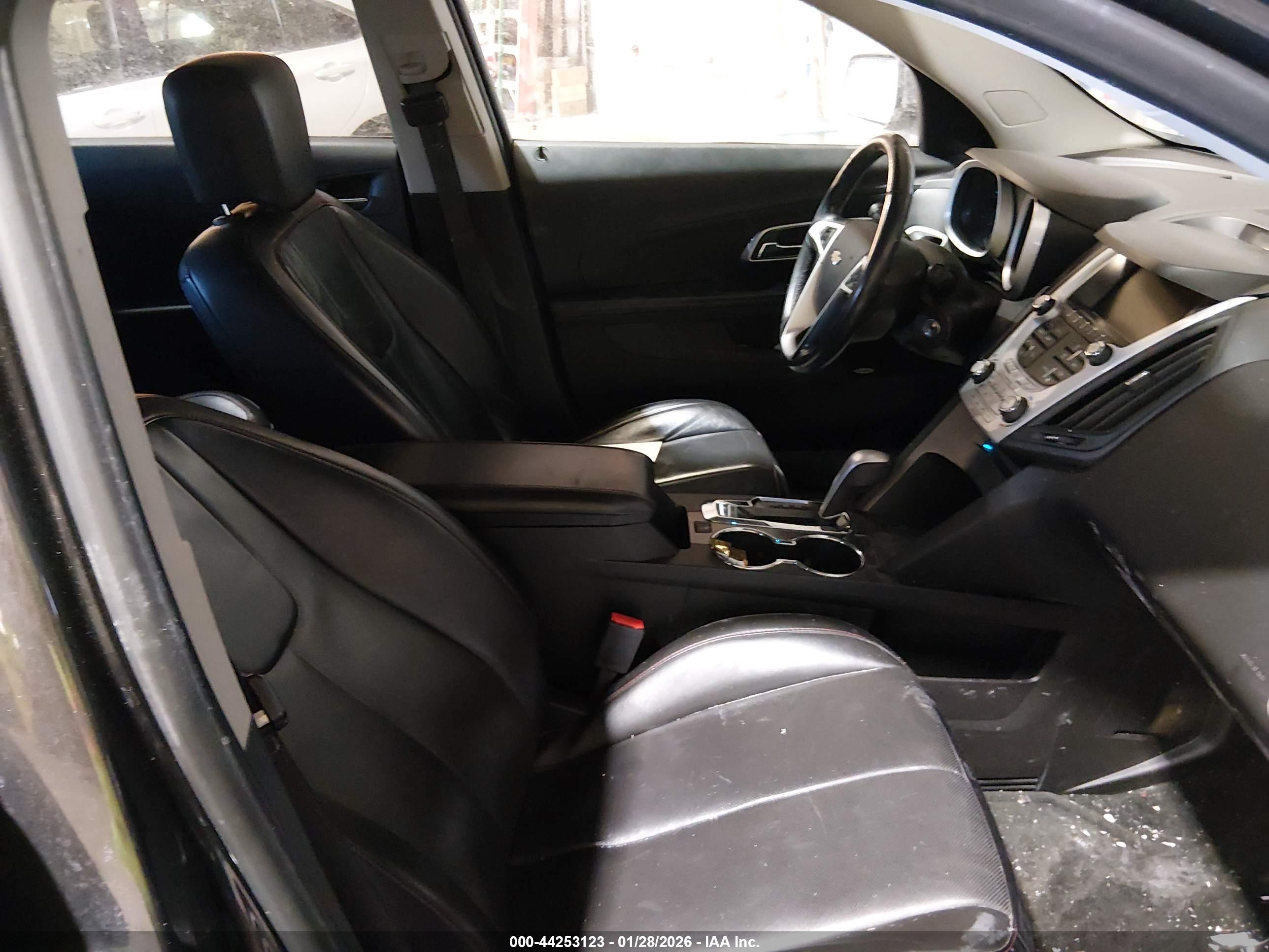 CHEVROLET EQUINOX image 5
