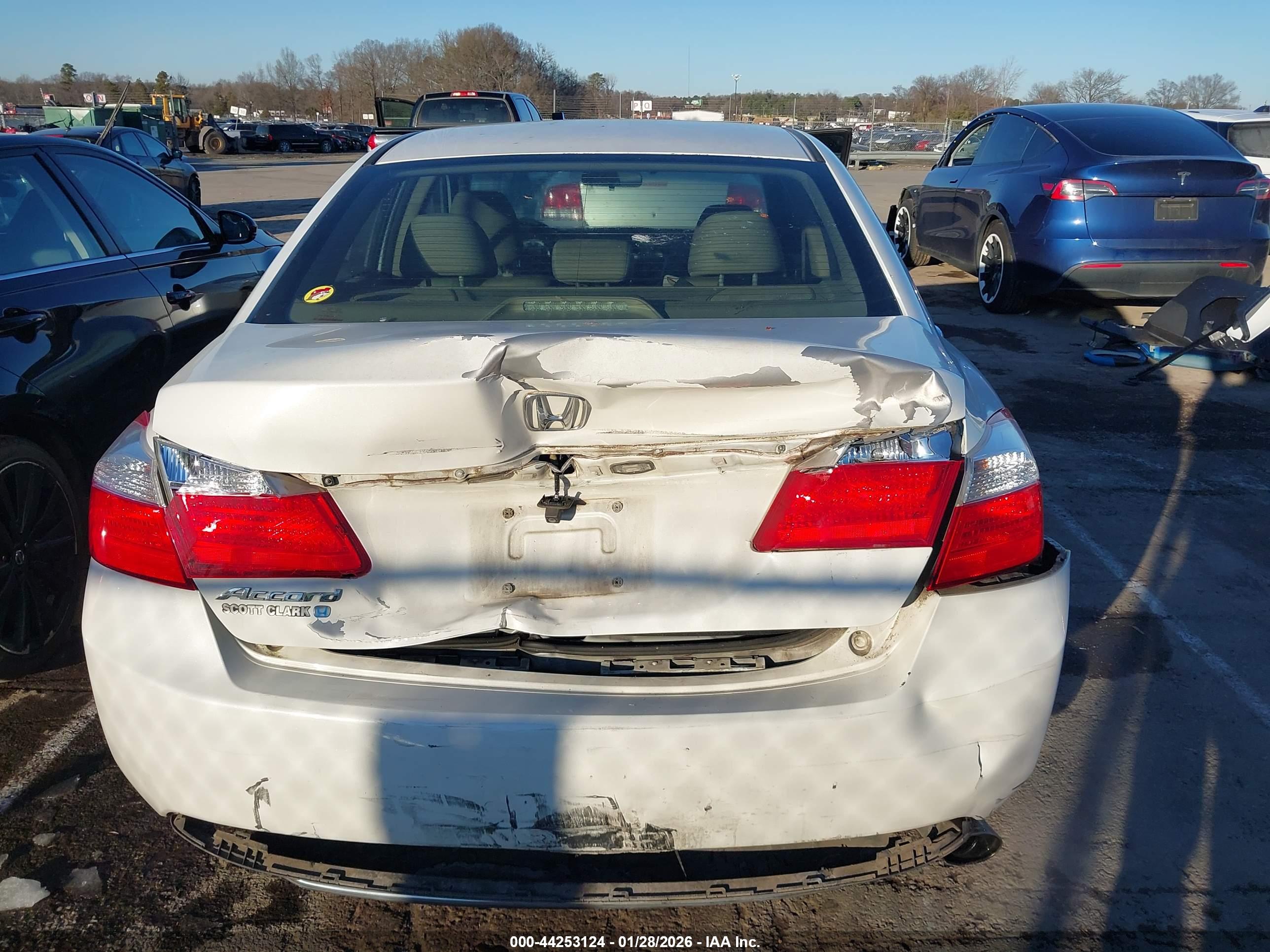 HONDA ACCORD image 6