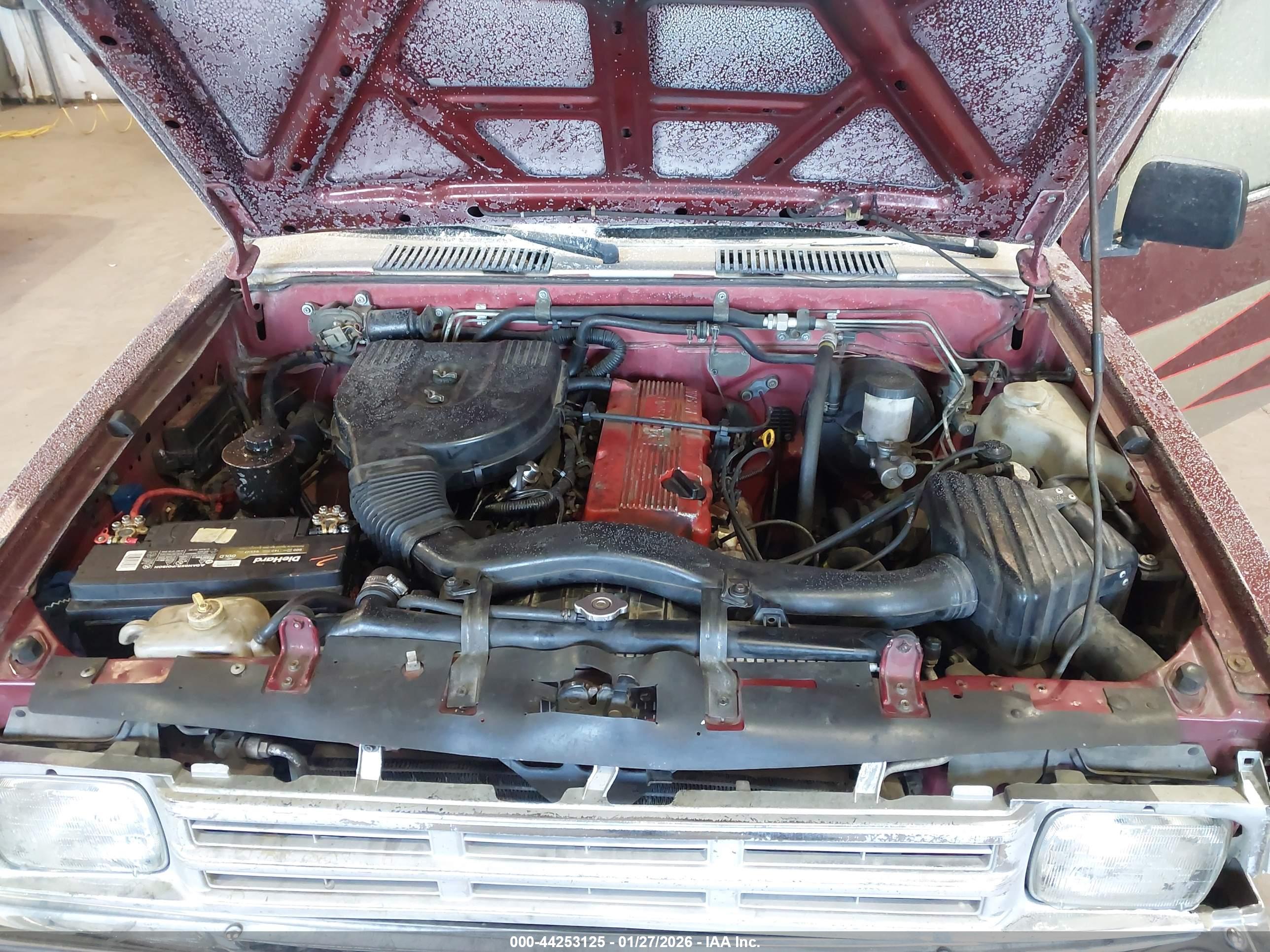 NISSAN TRUCK image 10
