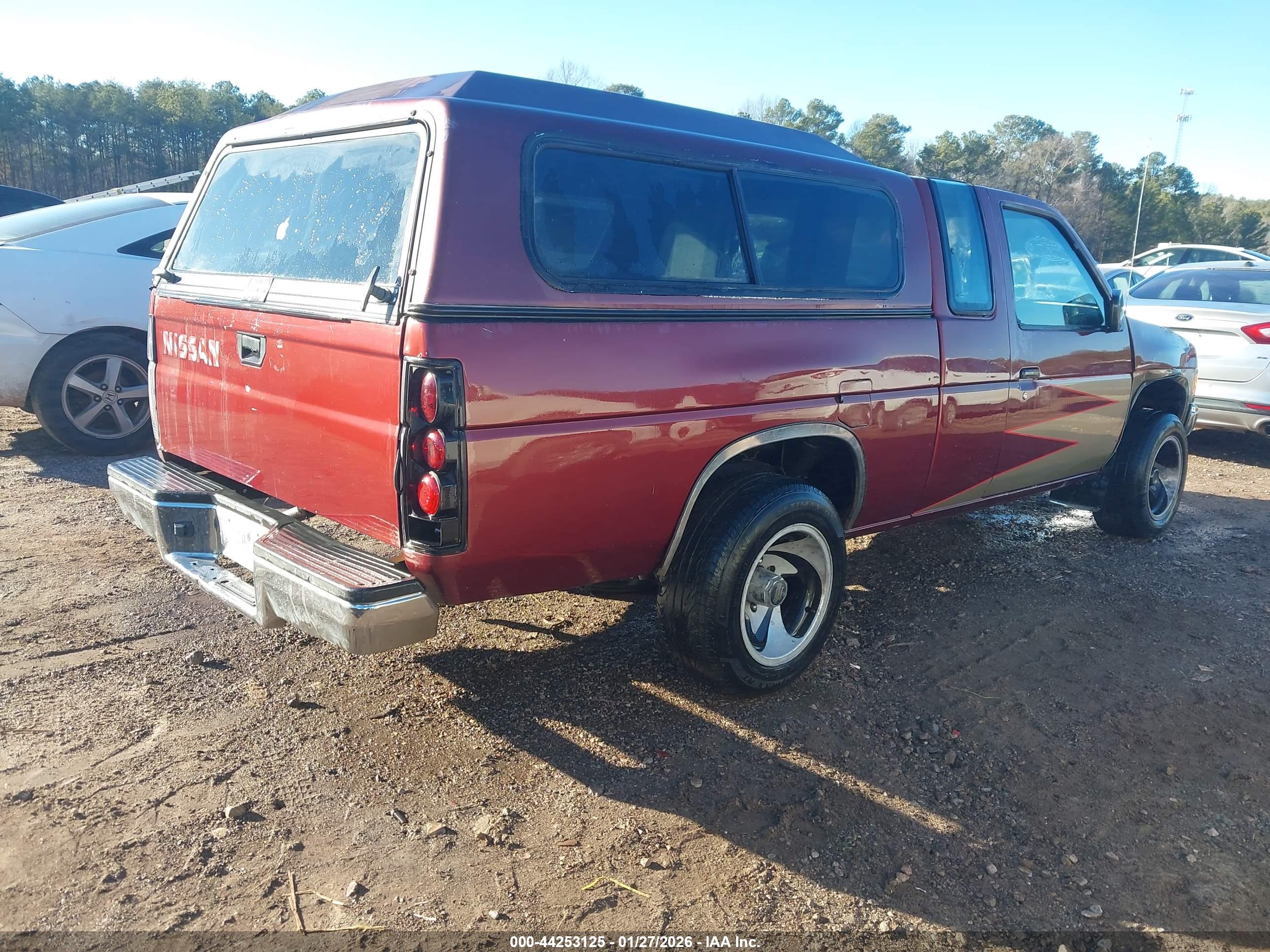NISSAN TRUCK image 4