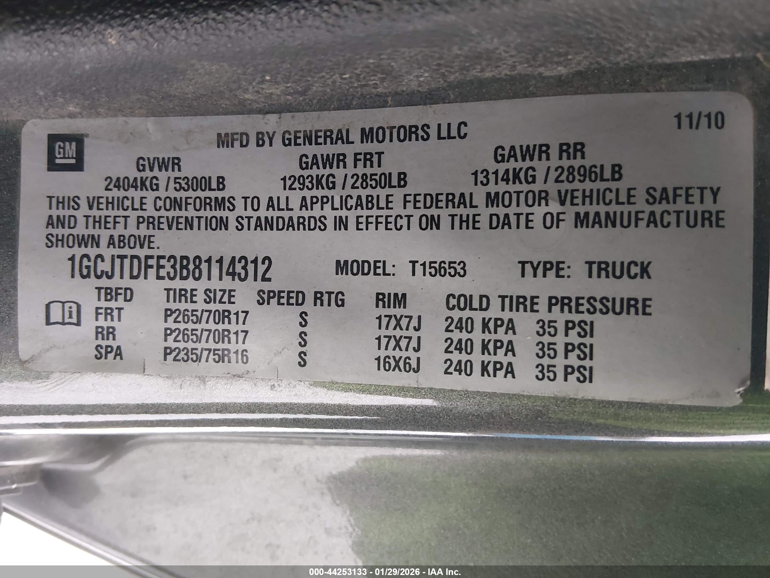 CHEVROLET COLORADO image 9