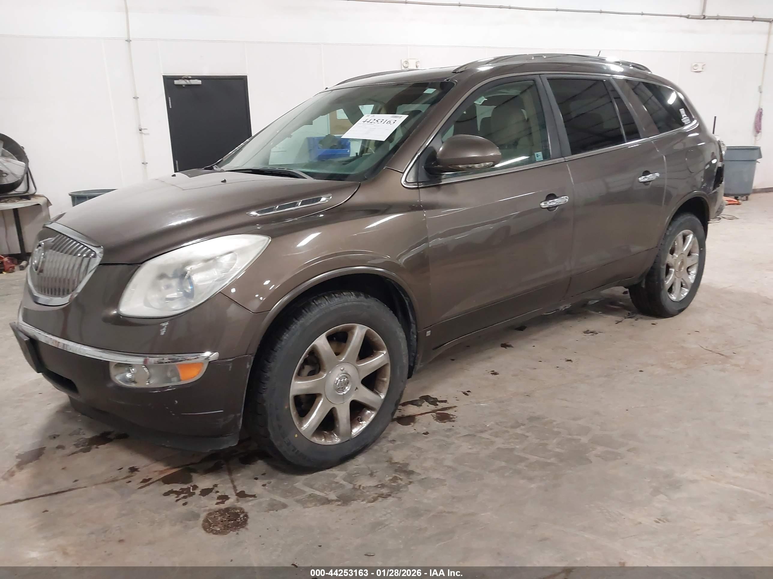 BUICK ENCLAVE image 2