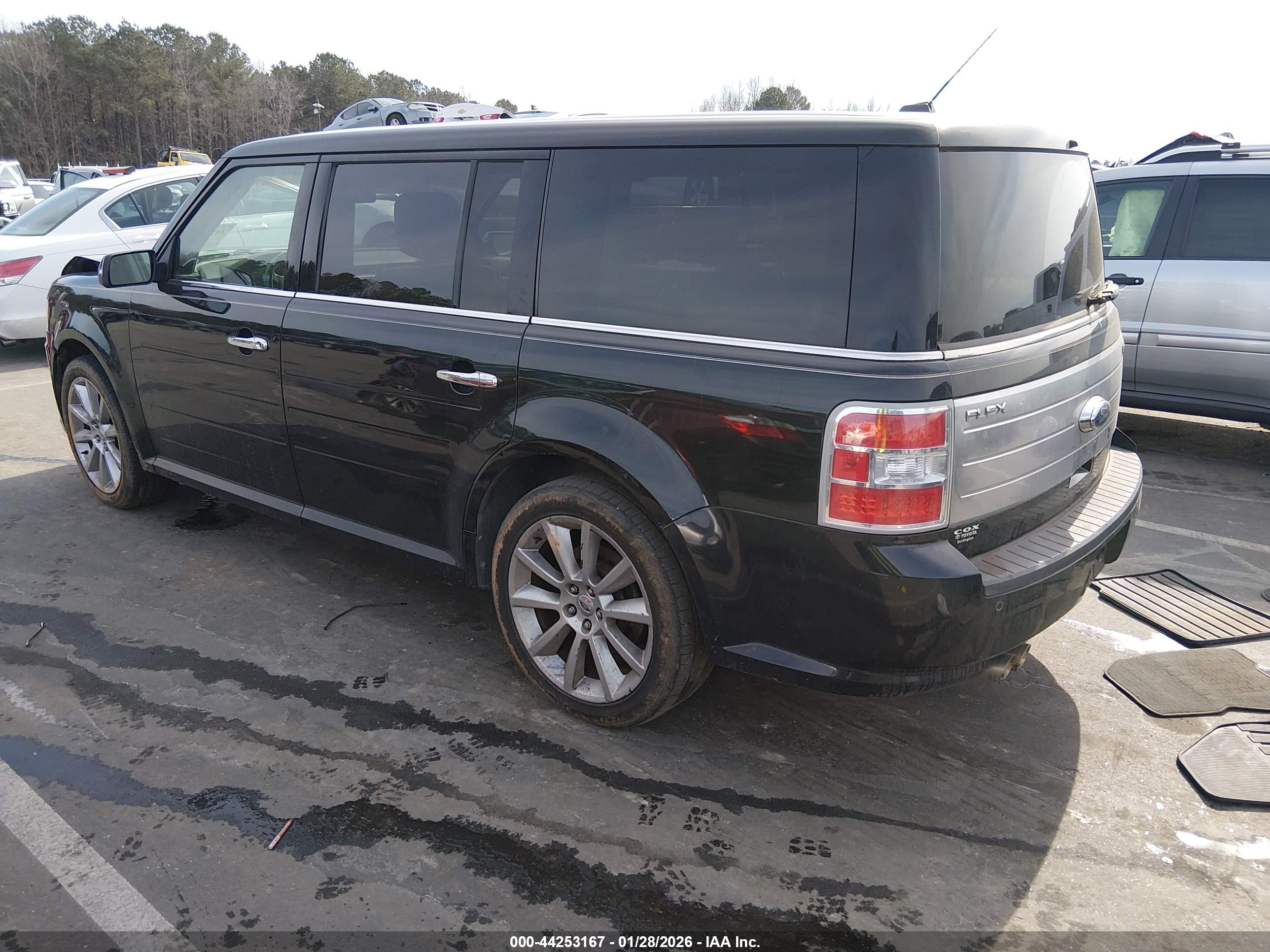 FORD FLEX image 3