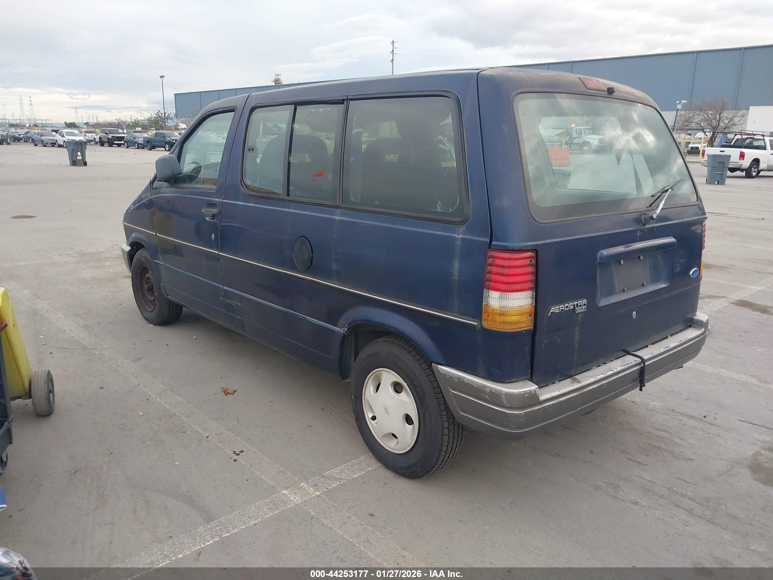 FORD AEROSTAR image 3