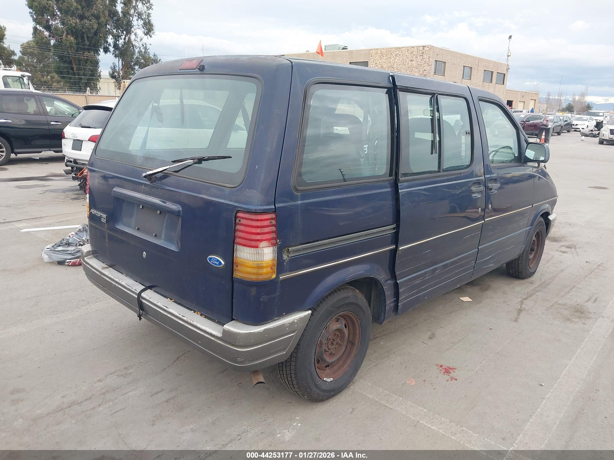 FORD AEROSTAR image 4