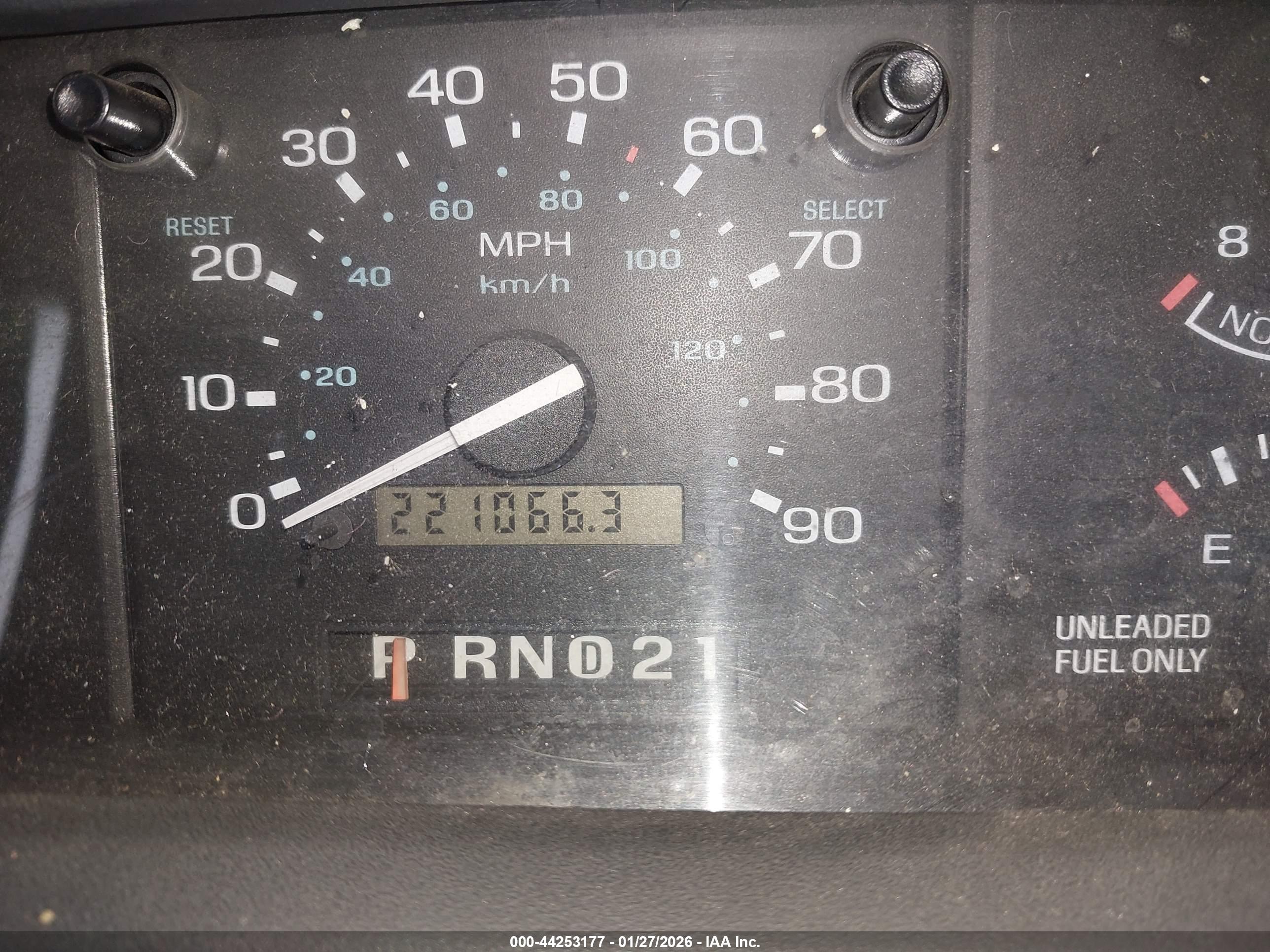 FORD AEROSTAR image 7