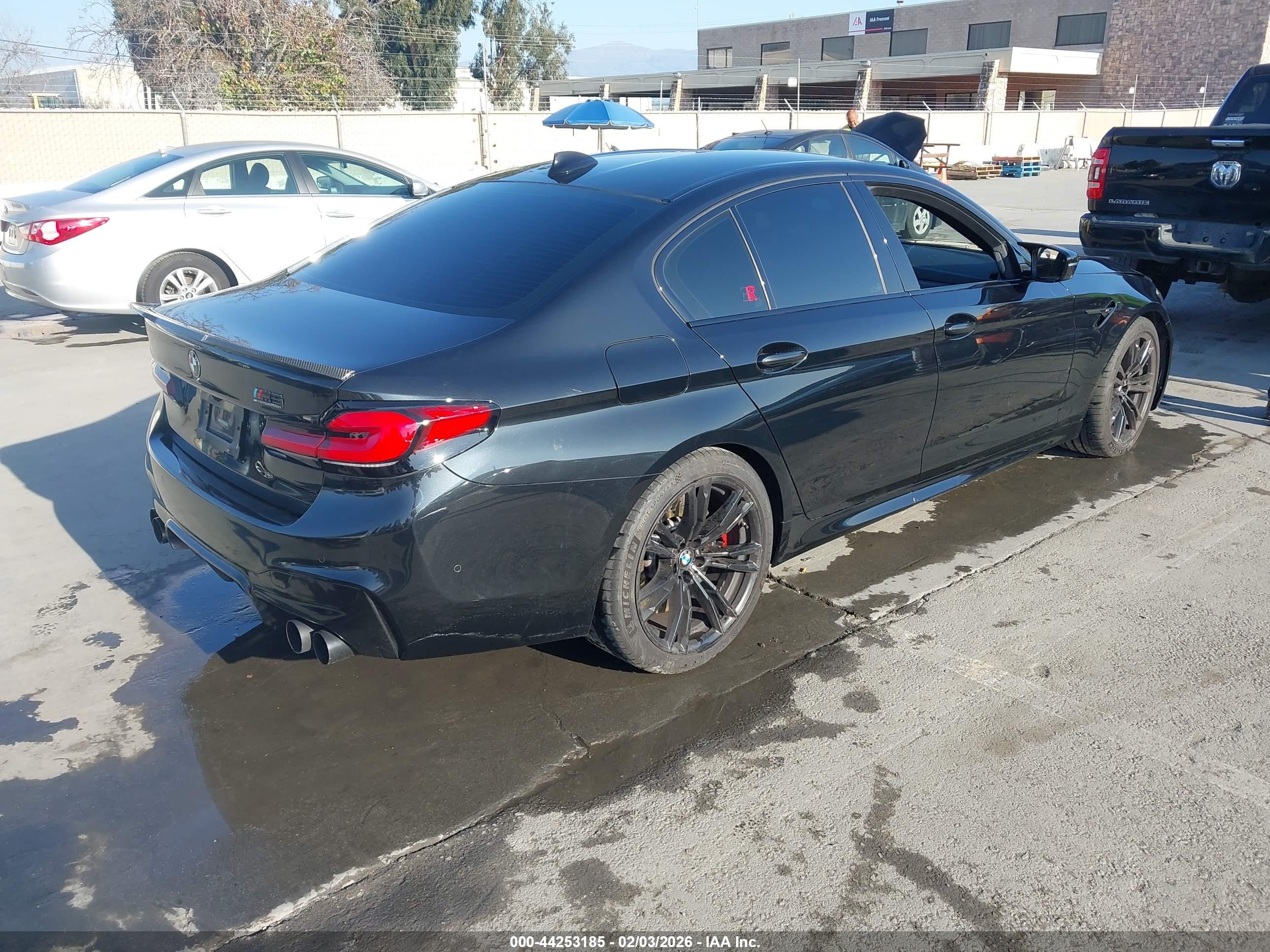 BMW M5 image 4
