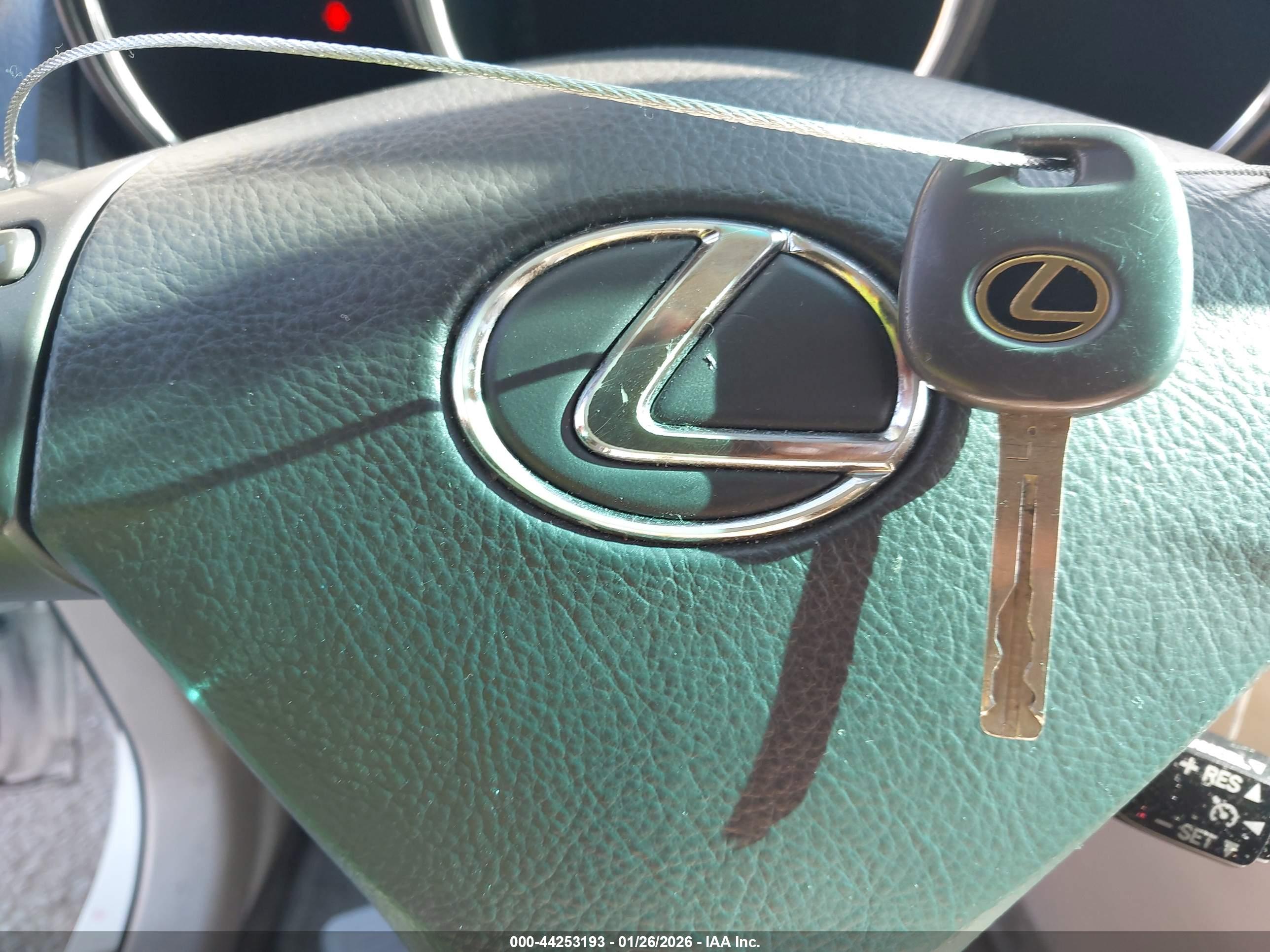 LEXUS RX image 11