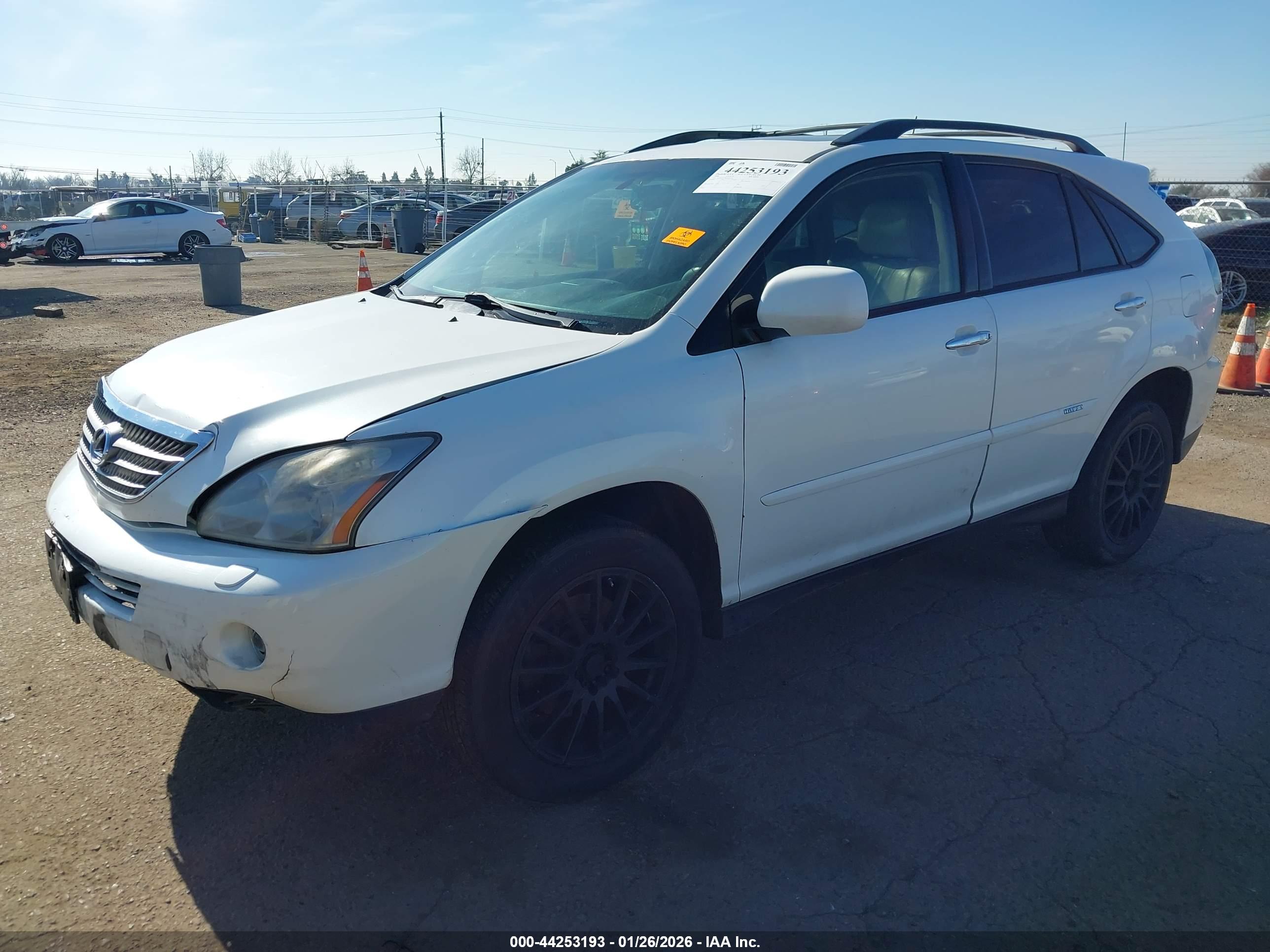 LEXUS RX image 2